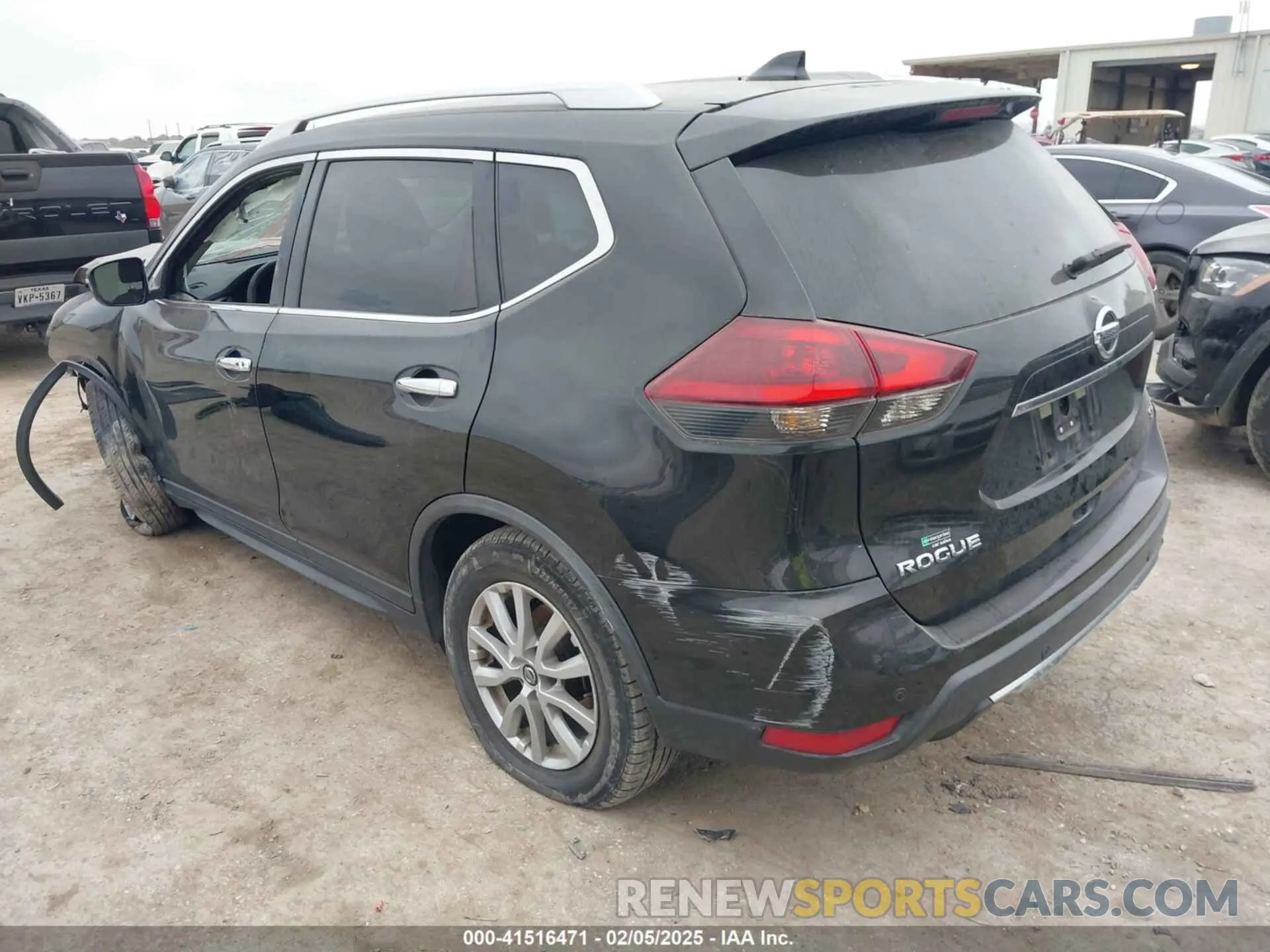 3 Photograph of a damaged car KNMAT2MT4LP507667 NISSAN ROGUE 2020