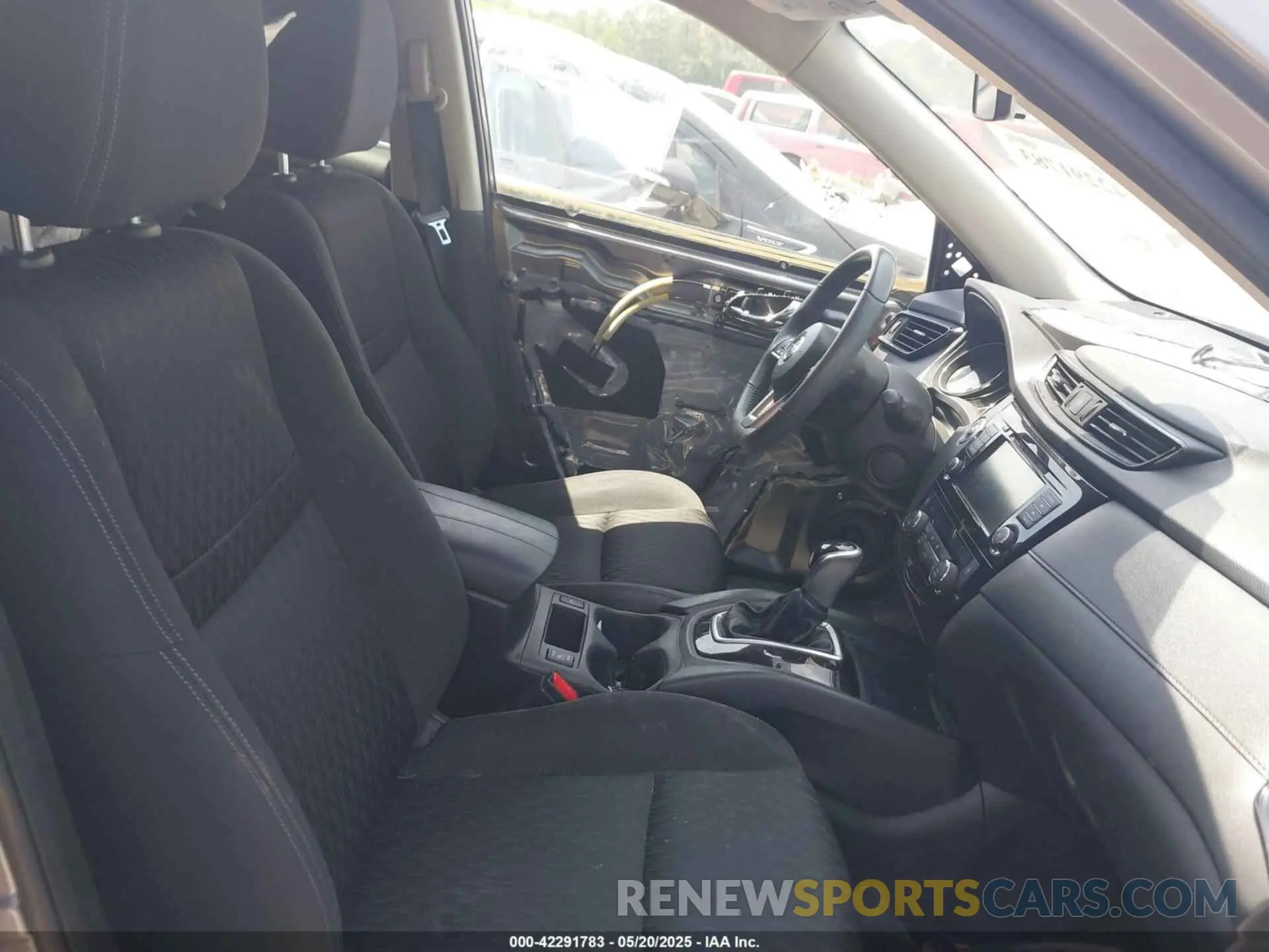 5 Photograph of a damaged car KNMAT2MT4LP513551 NISSAN ROGUE 2020
