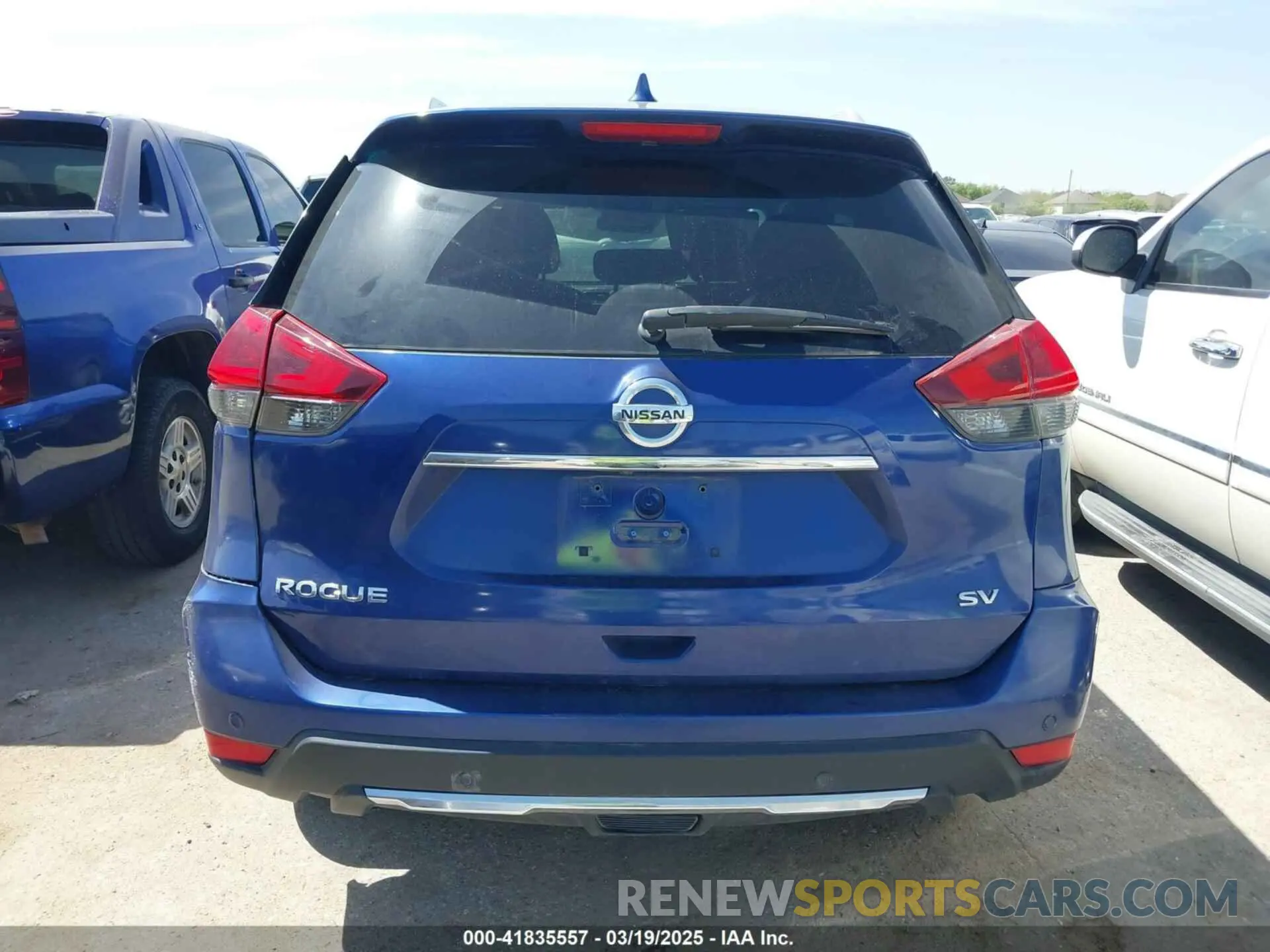 15 Photograph of a damaged car KNMAT2MT5LP504700 NISSAN ROGUE 2020