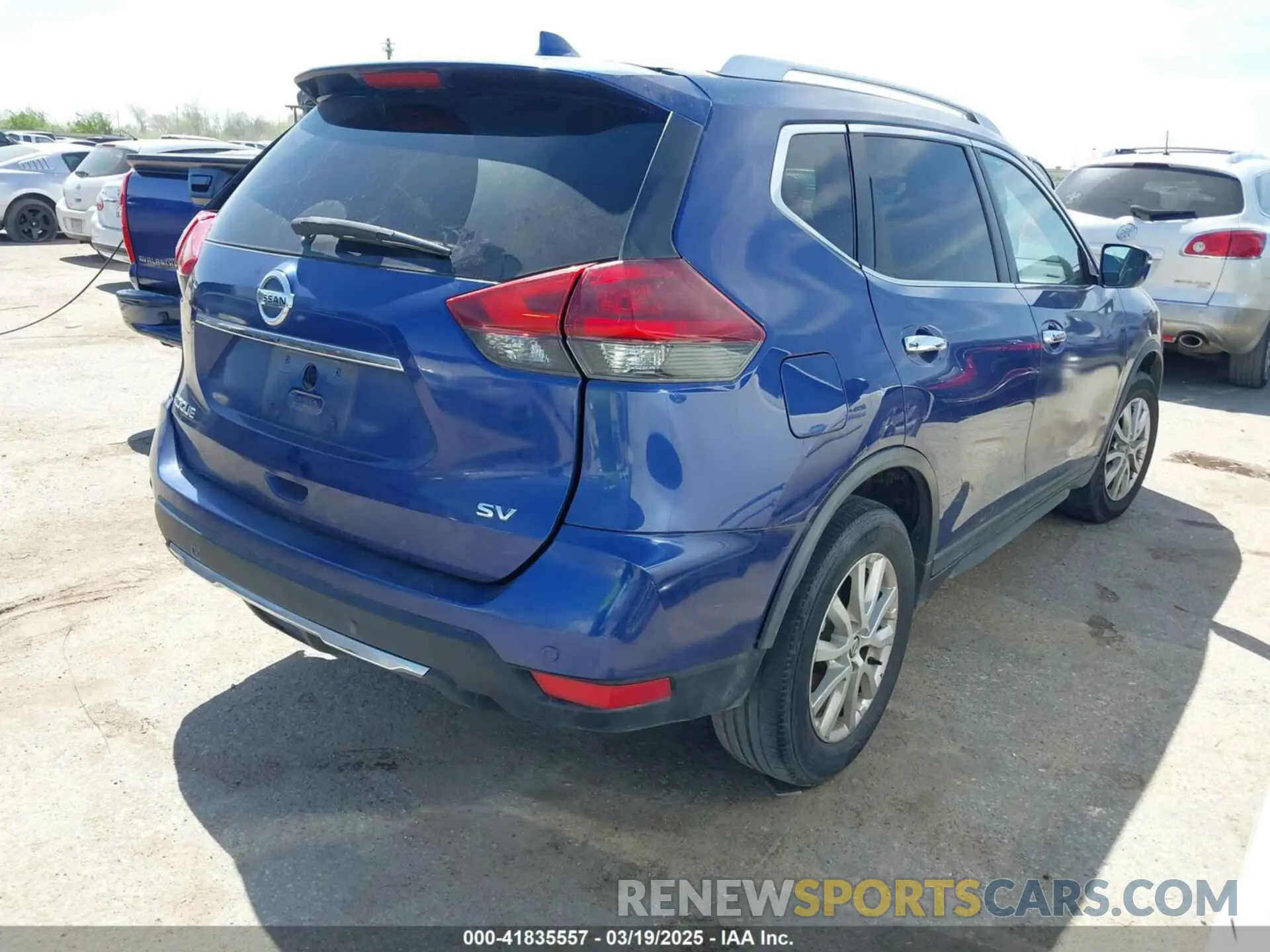 4 Photograph of a damaged car KNMAT2MT5LP504700 NISSAN ROGUE 2020