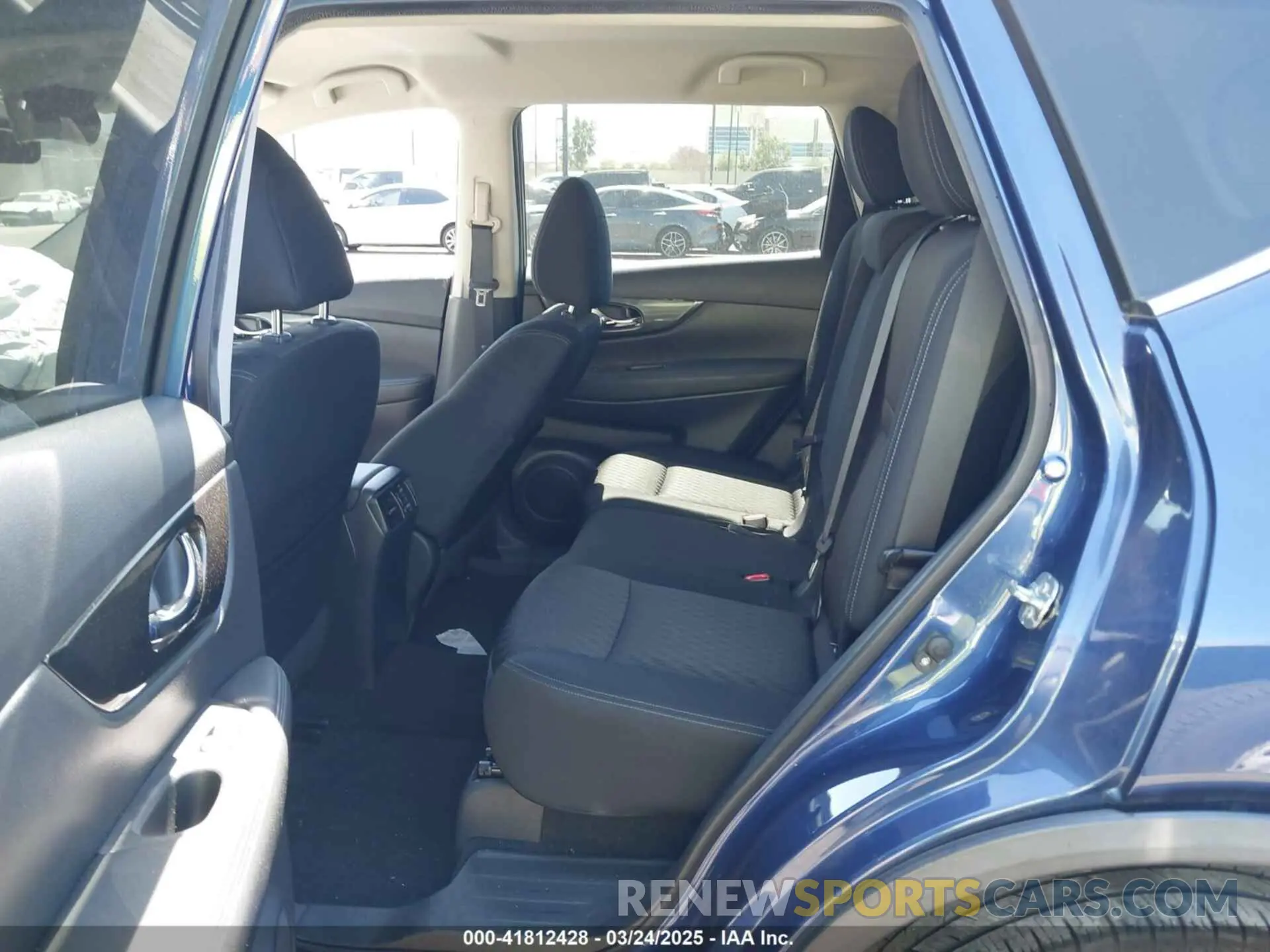 8 Photograph of a damaged car KNMAT2MT5LP531279 NISSAN ROGUE 2020