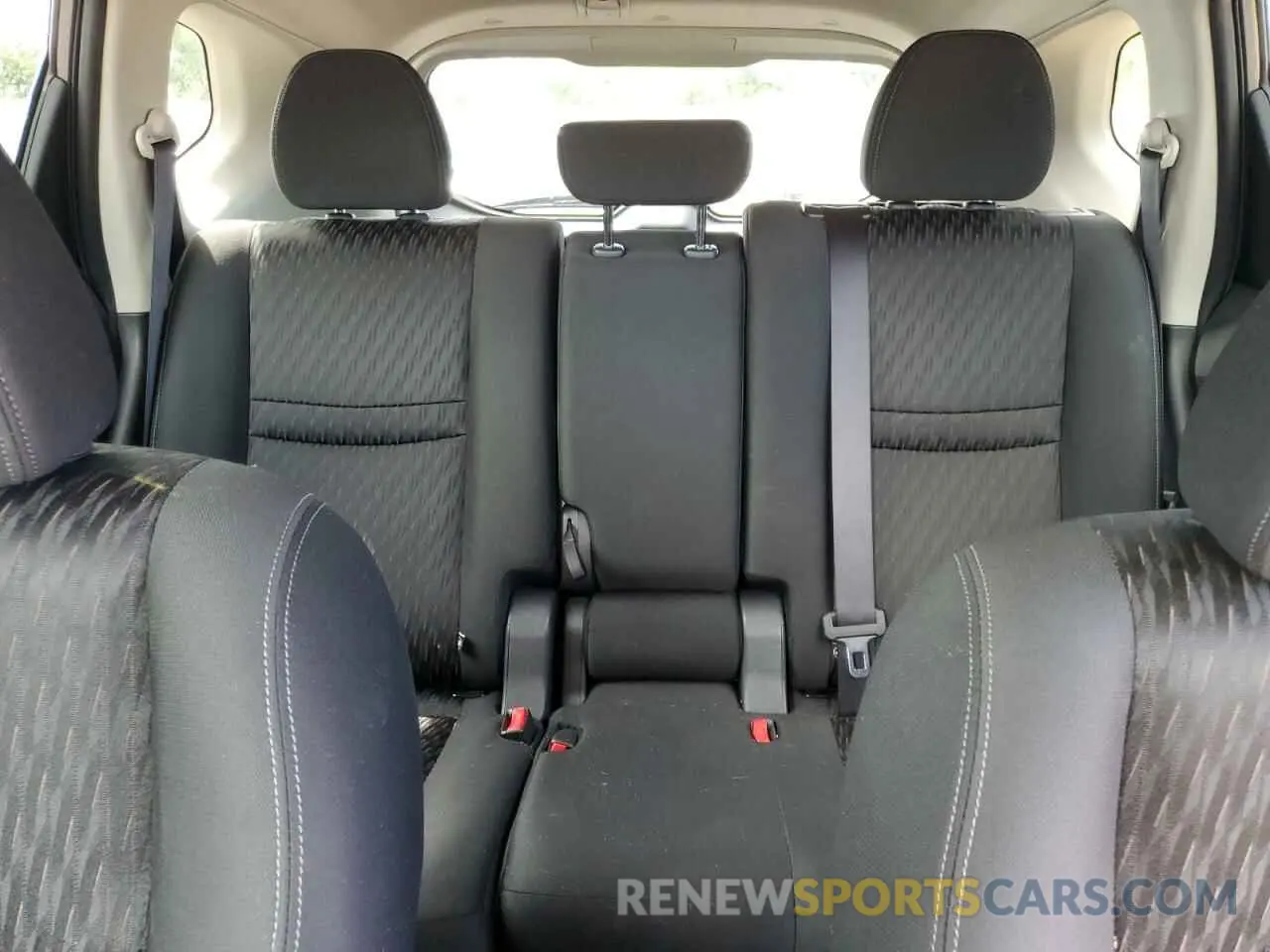 10 Photograph of a damaged car KNMAT2MT5LP534621 NISSAN ROGUE 2020