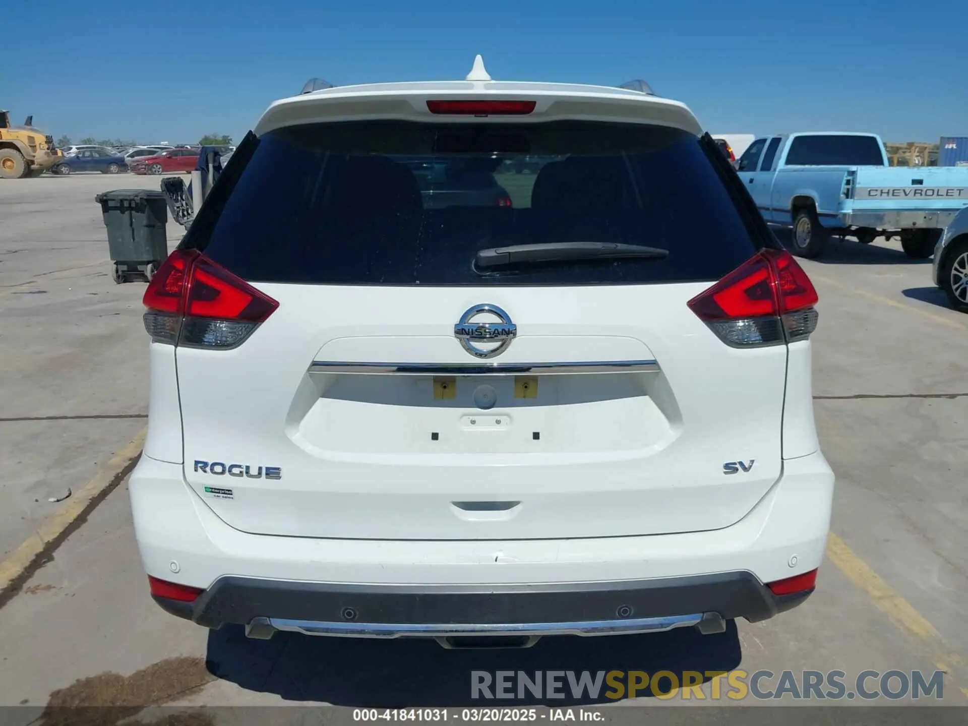 17 Photograph of a damaged car KNMAT2MT6LP513308 NISSAN ROGUE 2020