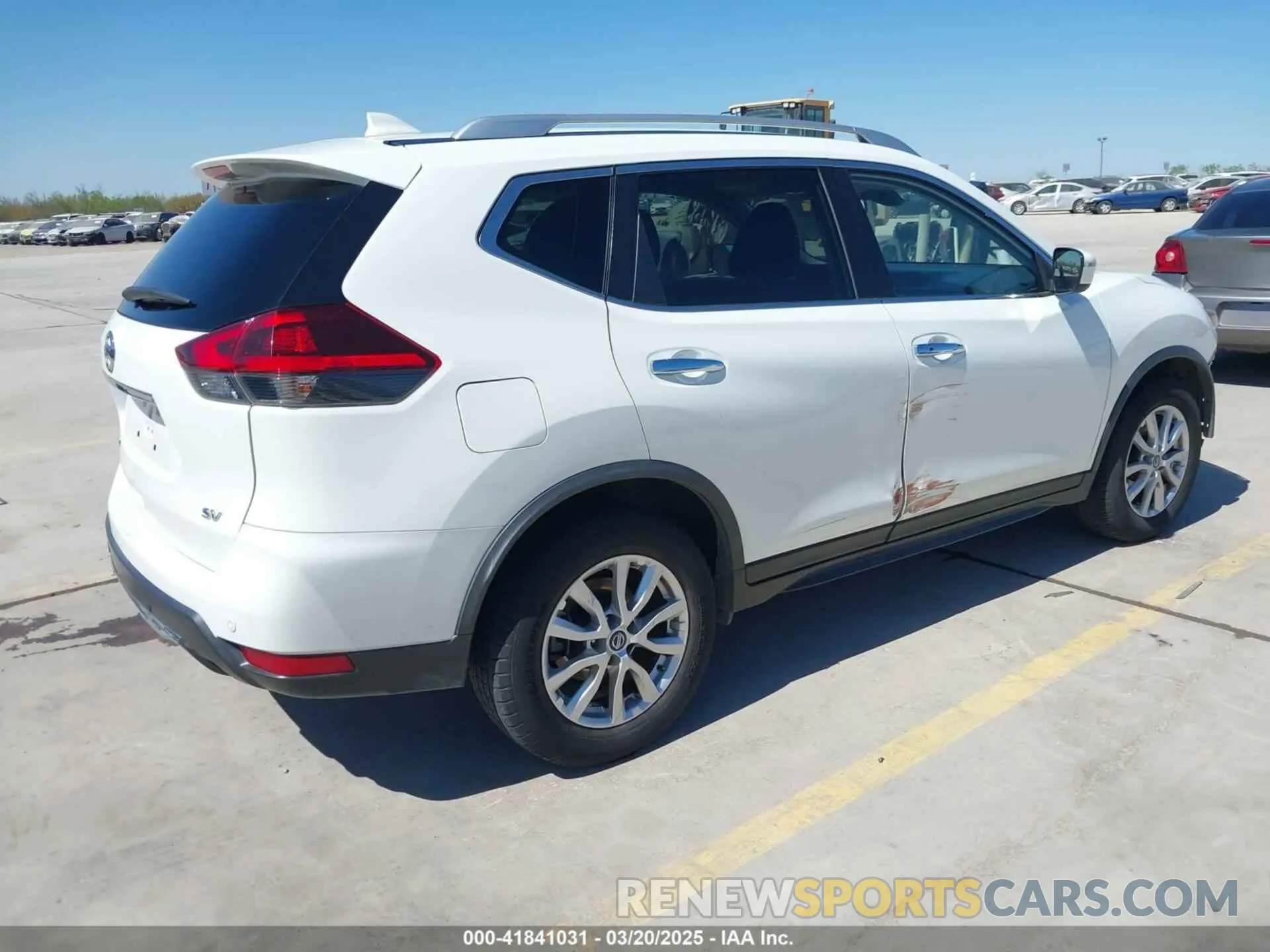 4 Photograph of a damaged car KNMAT2MT6LP513308 NISSAN ROGUE 2020