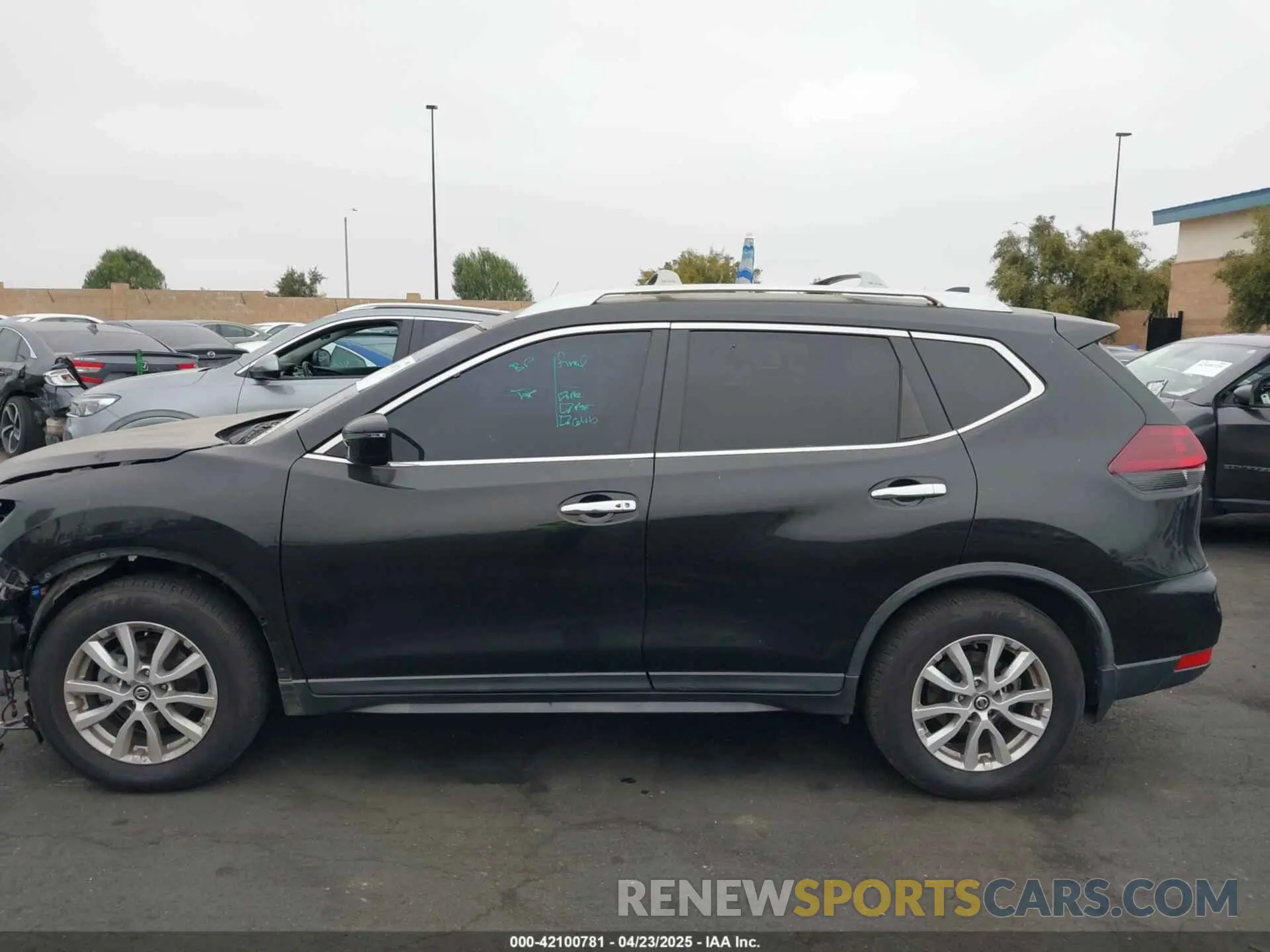 14 Photograph of a damaged car KNMAT2MT6LP530111 NISSAN ROGUE 2020