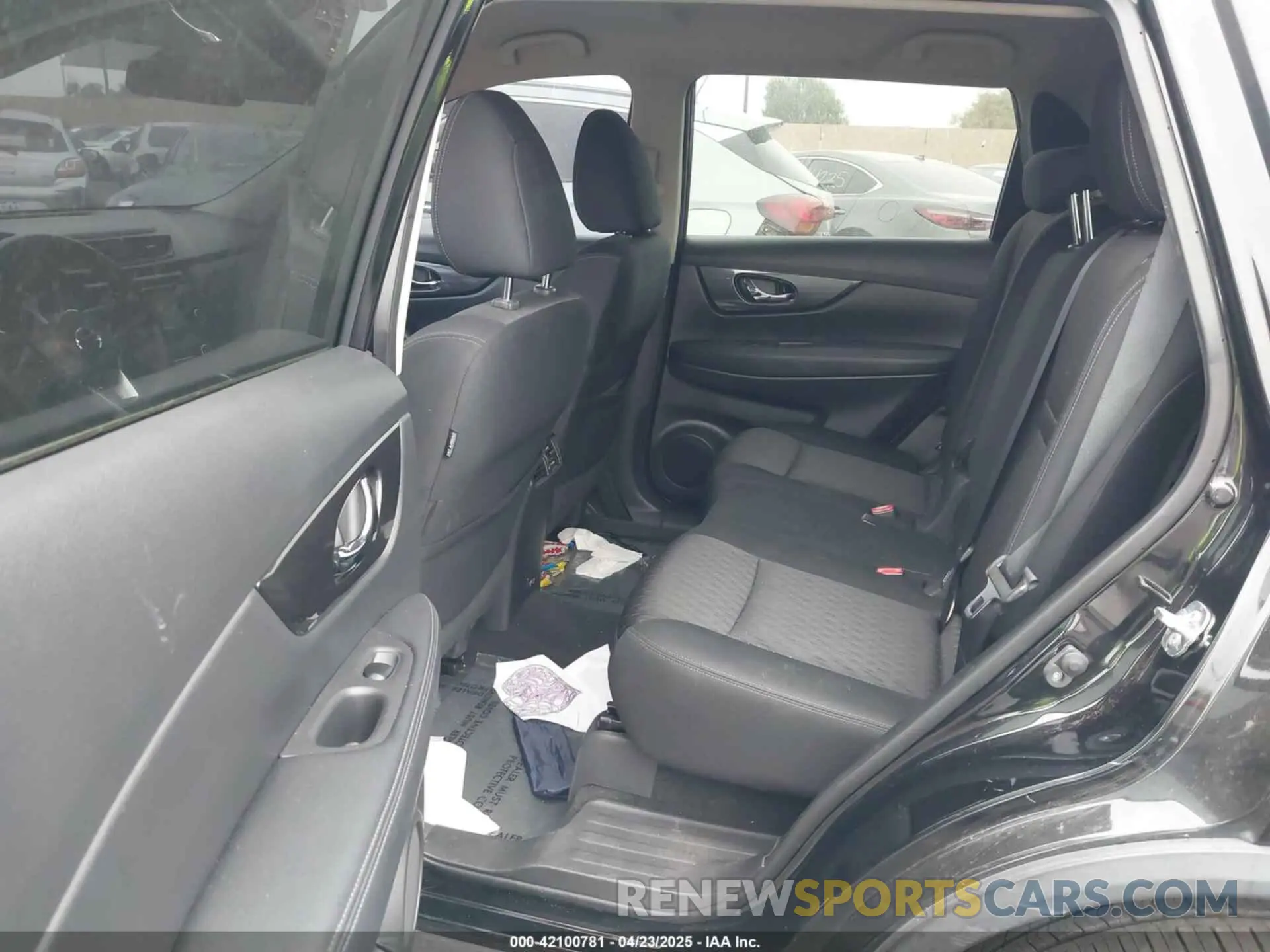 8 Photograph of a damaged car KNMAT2MT6LP530111 NISSAN ROGUE 2020