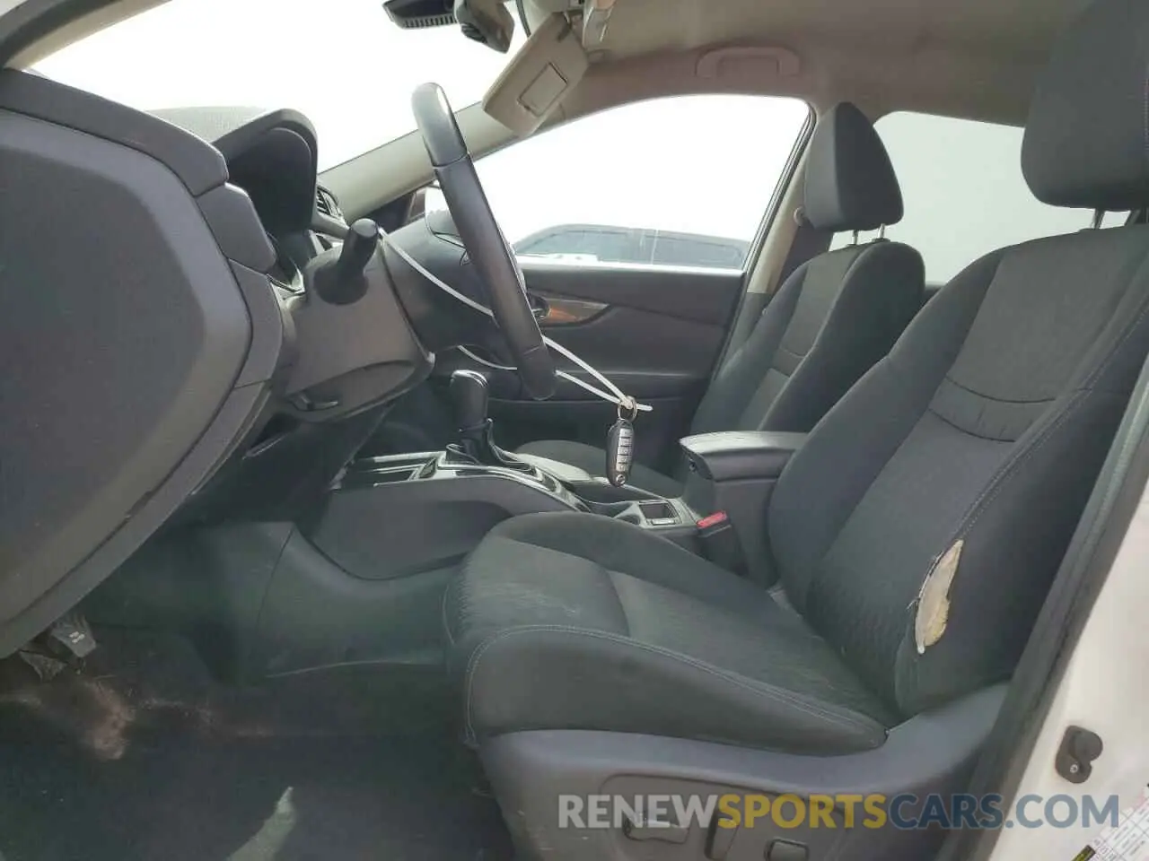 7 Photograph of a damaged car KNMAT2MT6LP539648 NISSAN ROGUE 2020