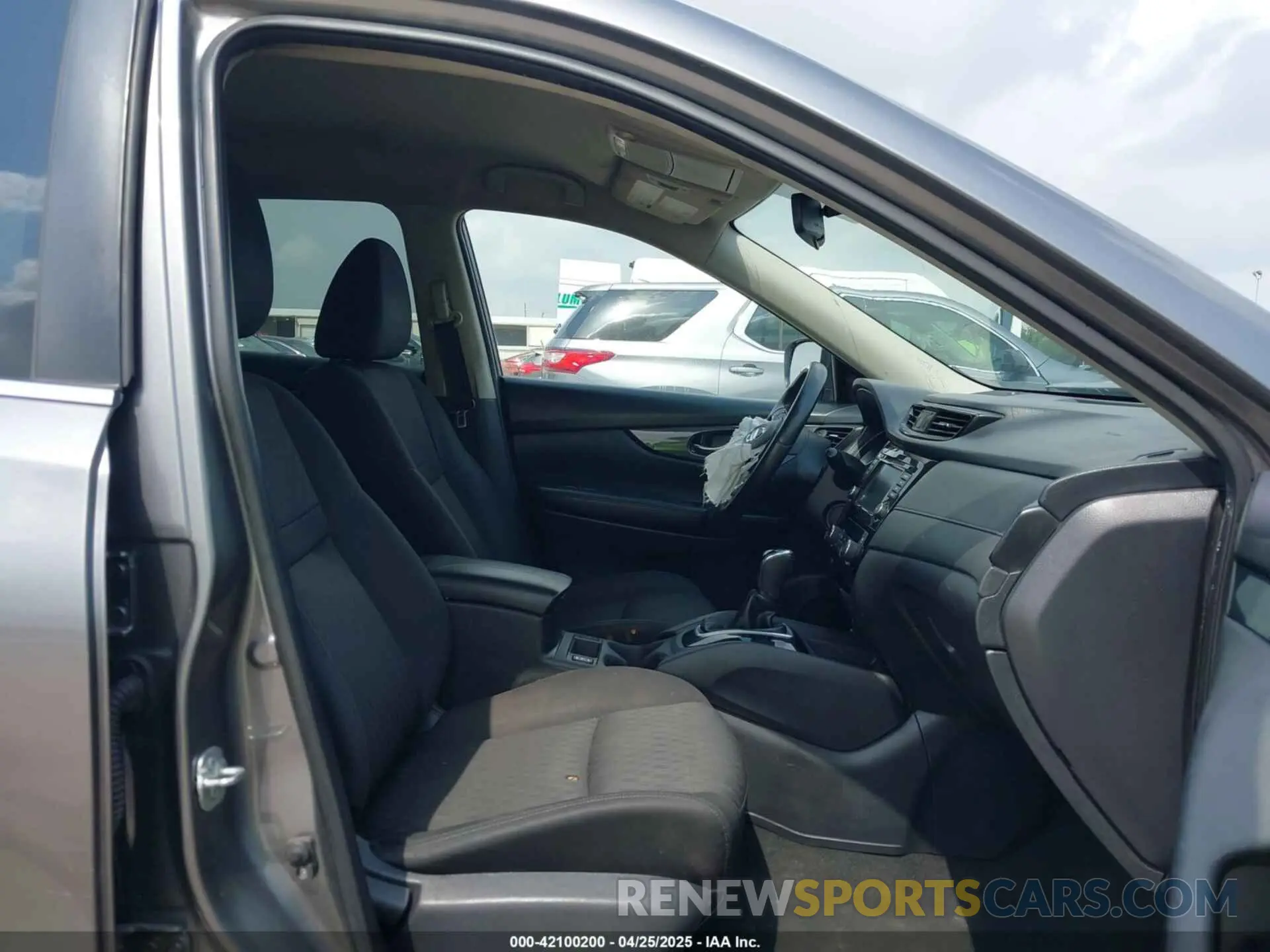 5 Фотография поврежденного автомобиля KNMAT2MT8LP510300 NISSAN ROGUE 2020