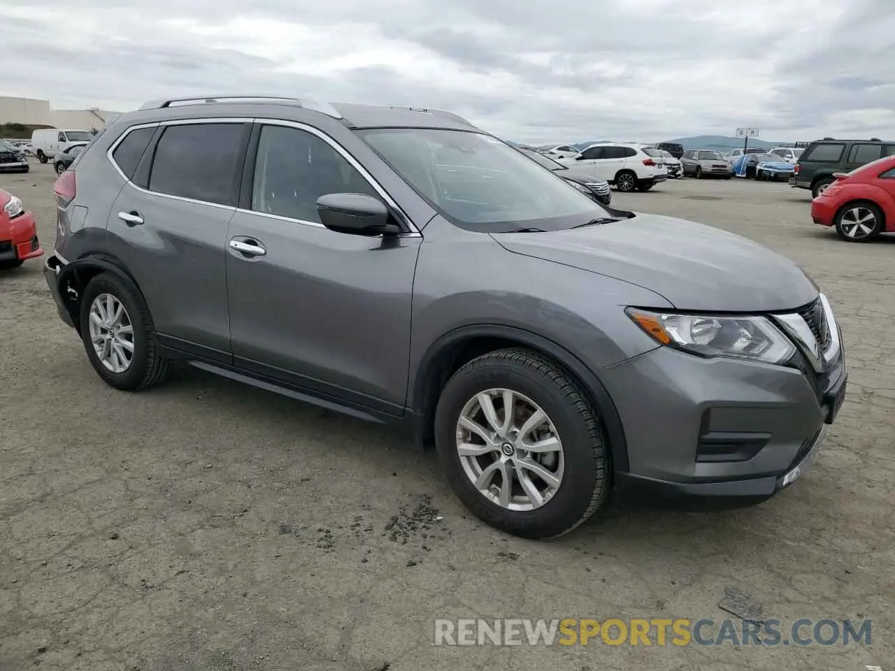 4 Photograph of a damaged car KNMAT2MT8LP518770 NISSAN ROGUE 2020