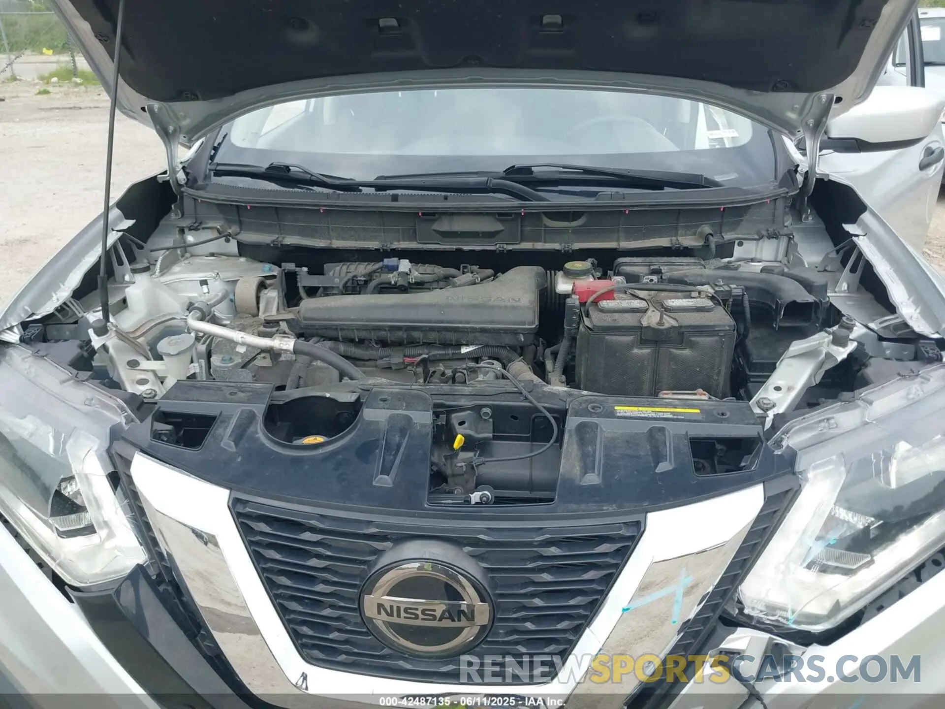 10 Photograph of a damaged car KNMAT2MT8LP536847 NISSAN ROGUE 2020