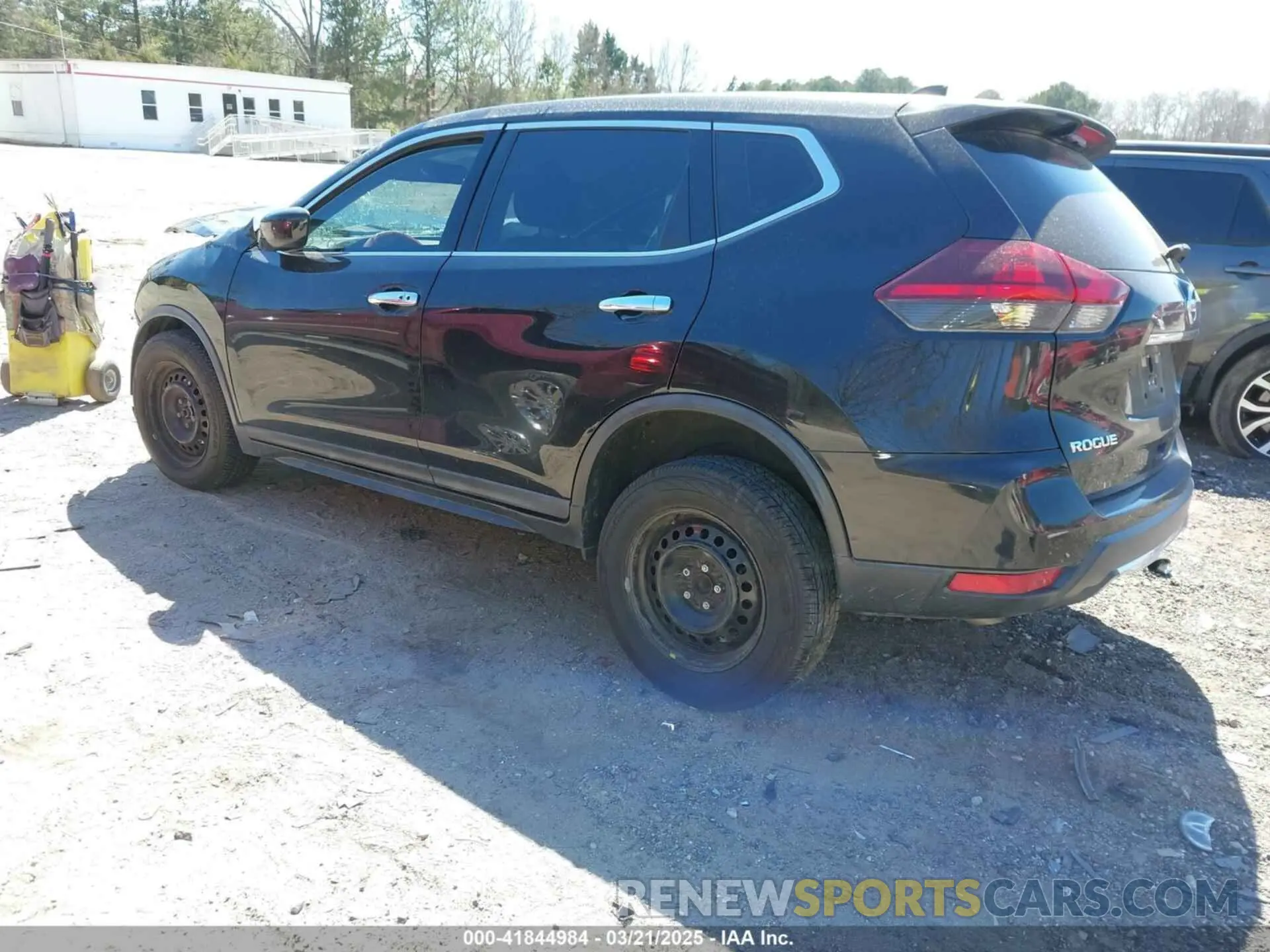 3 Photograph of a damaged car KNMAT2MT9LP529339 NISSAN ROGUE 2020