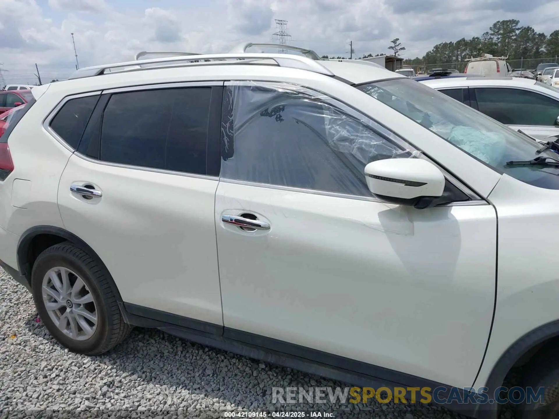13 Фотография поврежденного автомобиля KNMAT2MTXLP502022 NISSAN ROGUE 2020