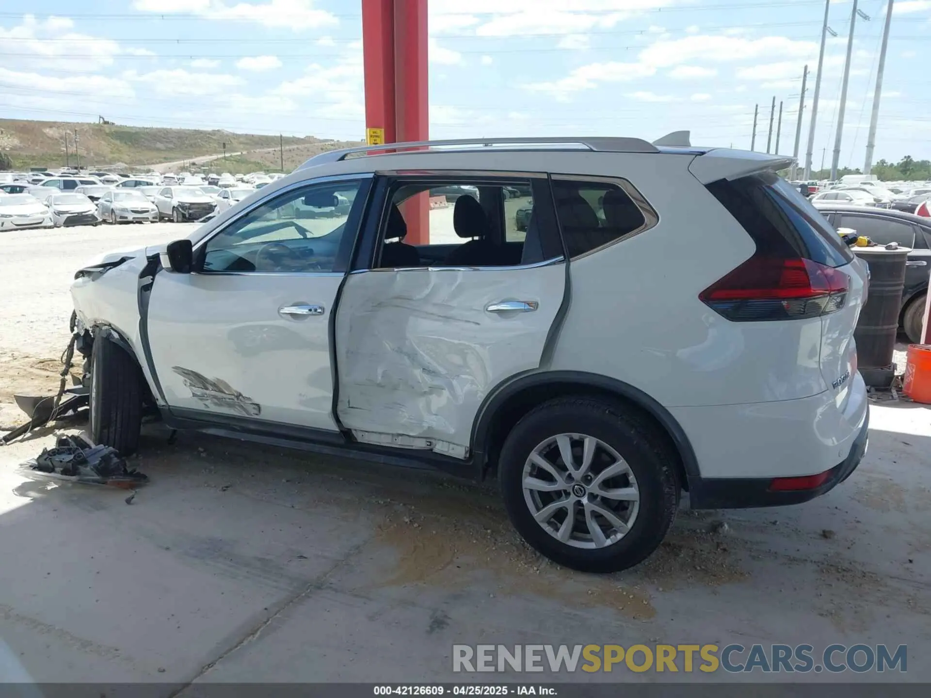 13 Photograph of a damaged car KNMAT2MTXLP528412 NISSAN ROGUE 2020