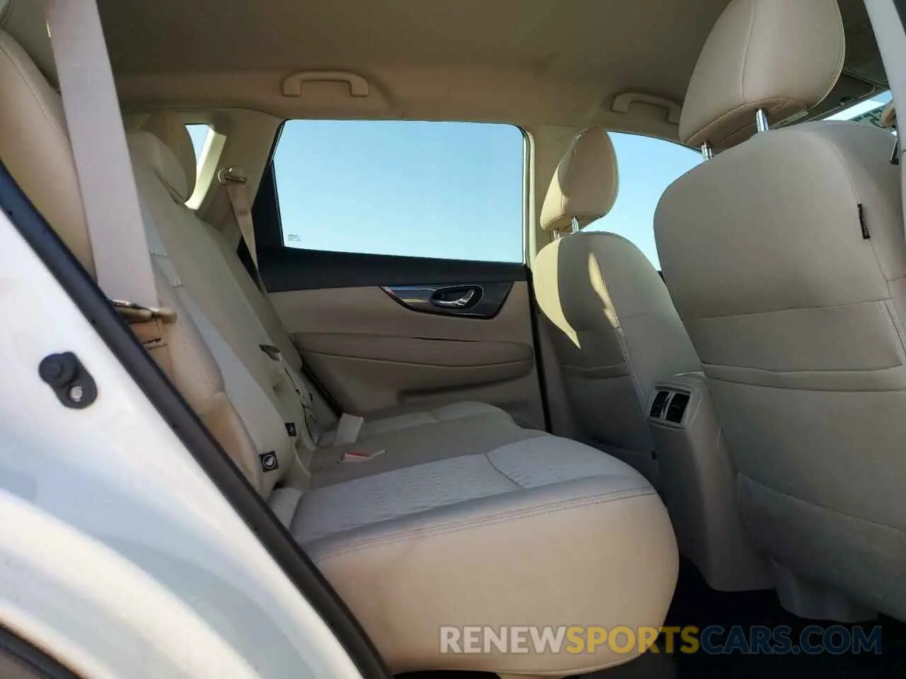 11 Photograph of a damaged car KNMAT2MTXLP536106 NISSAN ROGUE 2020