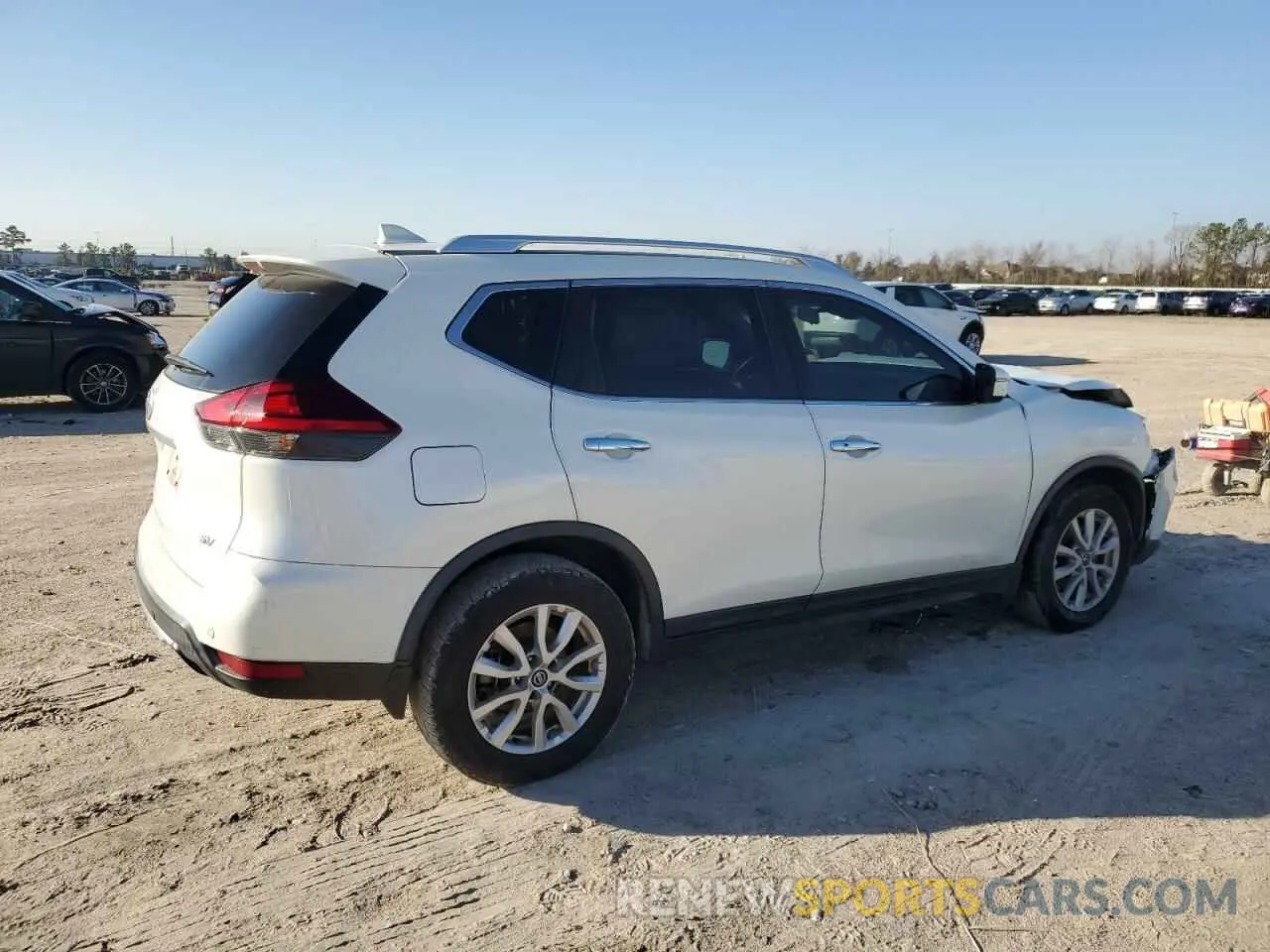 3 Photograph of a damaged car KNMAT2MTXLP536106 NISSAN ROGUE 2020