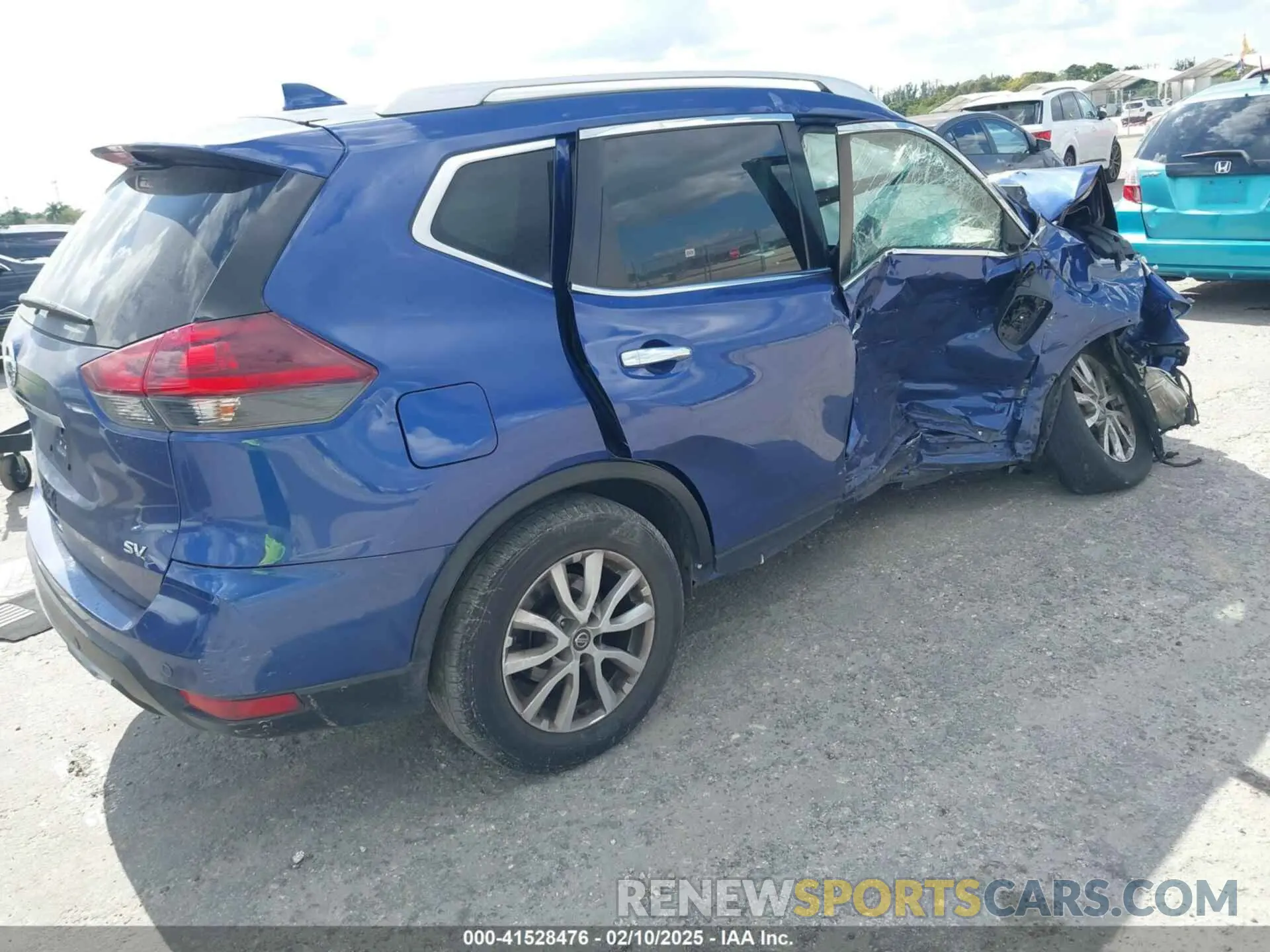 4 Photograph of a damaged car KNMAT2MTXLP540415 NISSAN ROGUE 2020