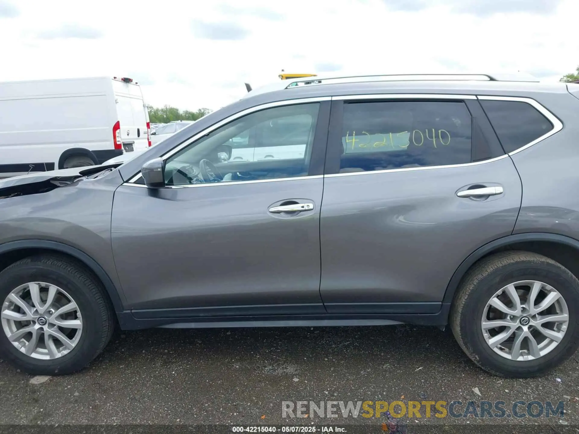 14 Photograph of a damaged car KNMAT2MV0LP505531 NISSAN ROGUE 2020