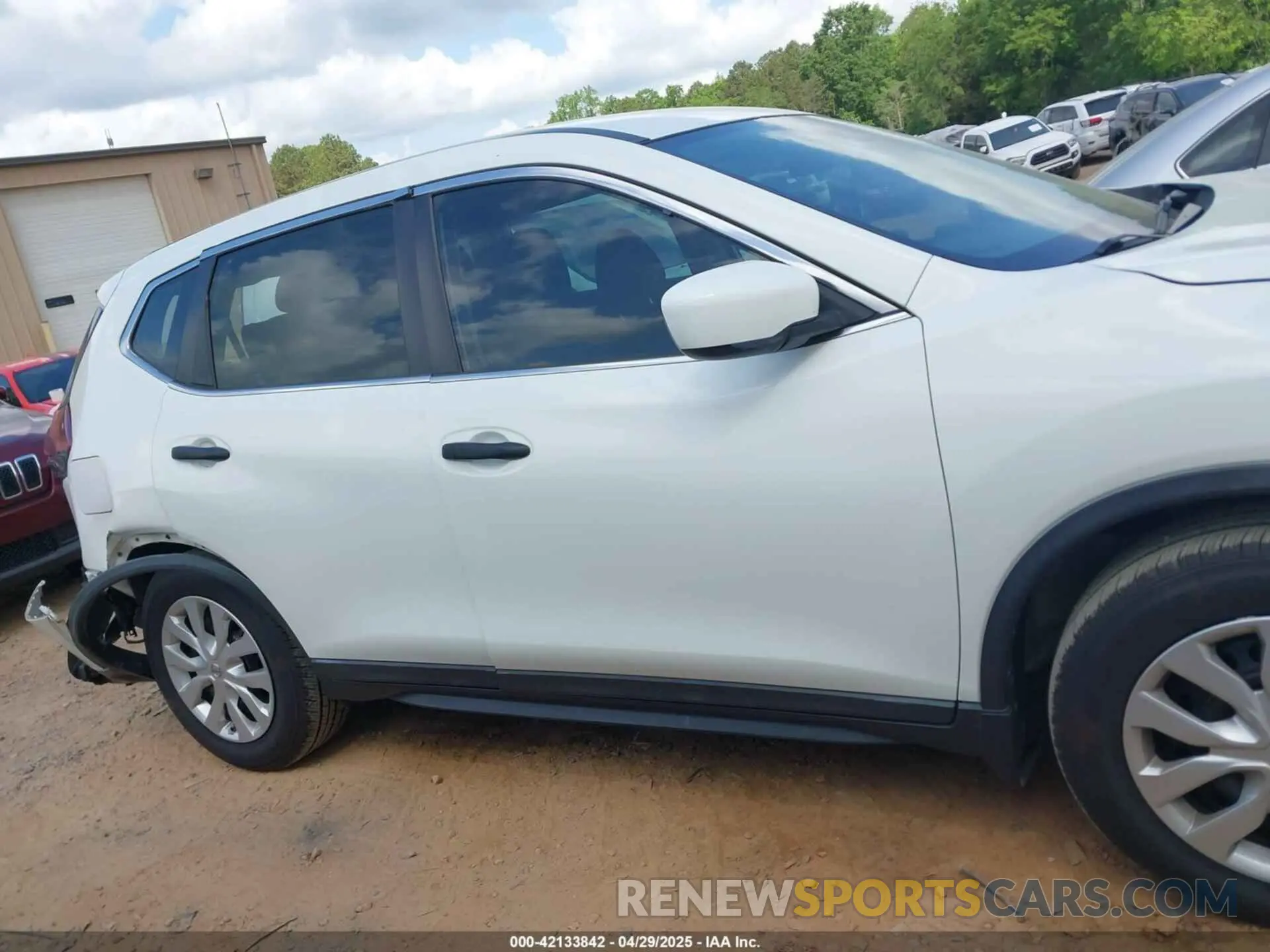 13 Photograph of a damaged car KNMAT2MV0LP521440 NISSAN ROGUE 2020