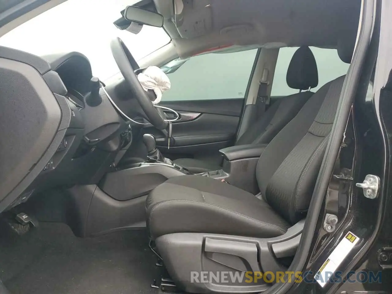7 Фотография поврежденного автомобиля KNMAT2MV2LP518622 NISSAN ROGUE 2020