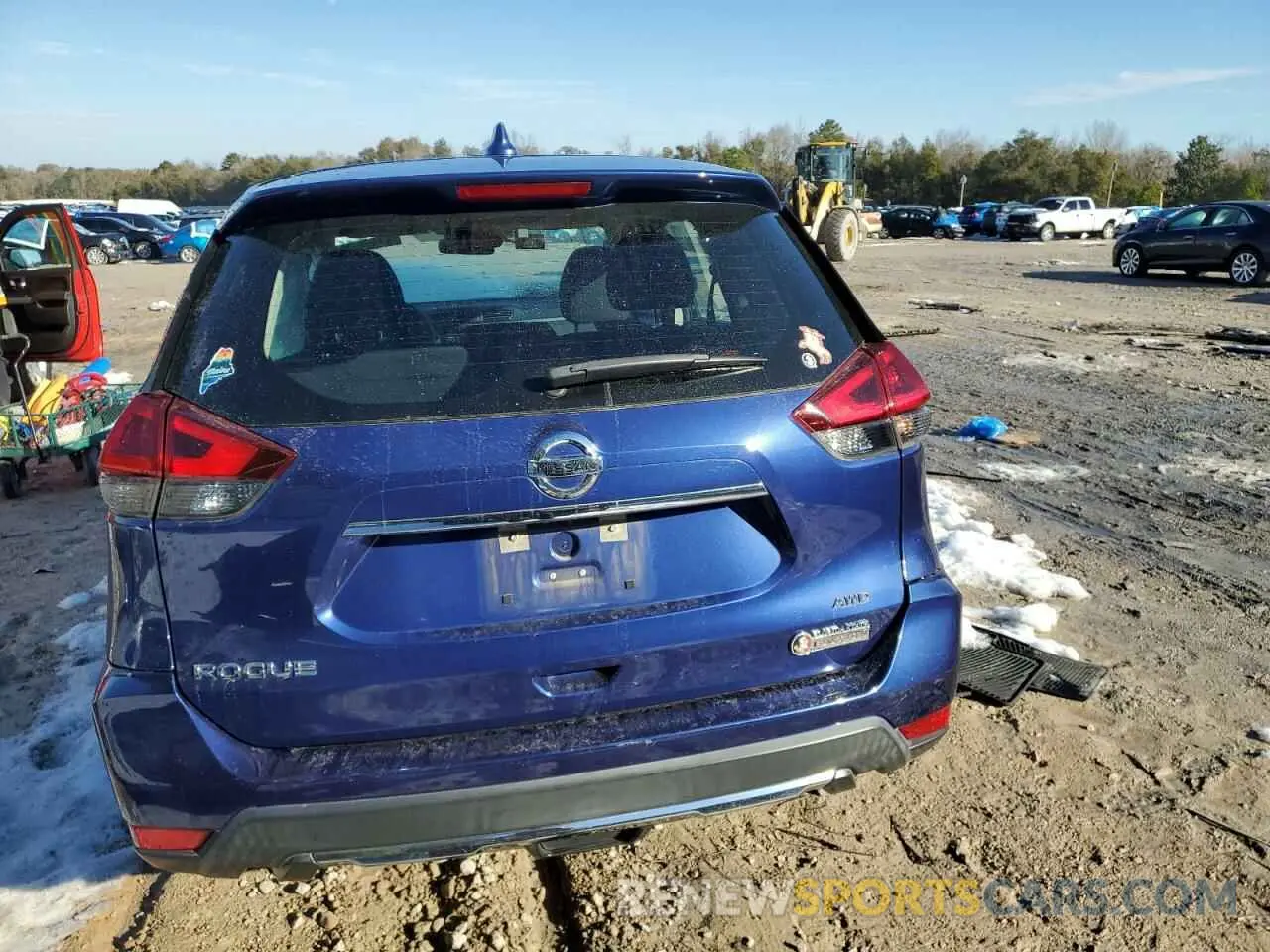 6 Photograph of a damaged car KNMAT2MV2LP540197 NISSAN ROGUE 2020