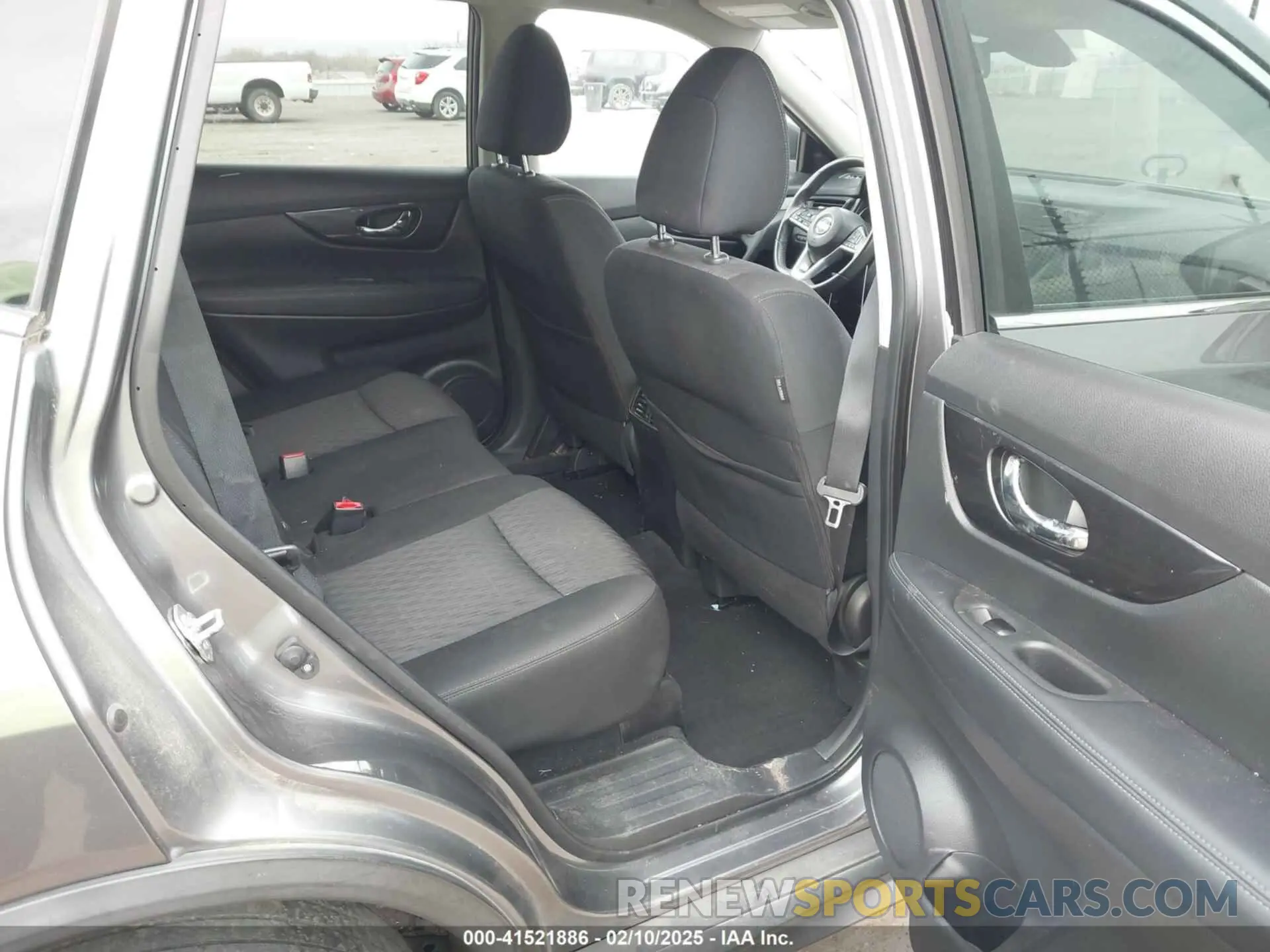 8 Photograph of a damaged car KNMAT2MV4LP504723 NISSAN ROGUE 2020