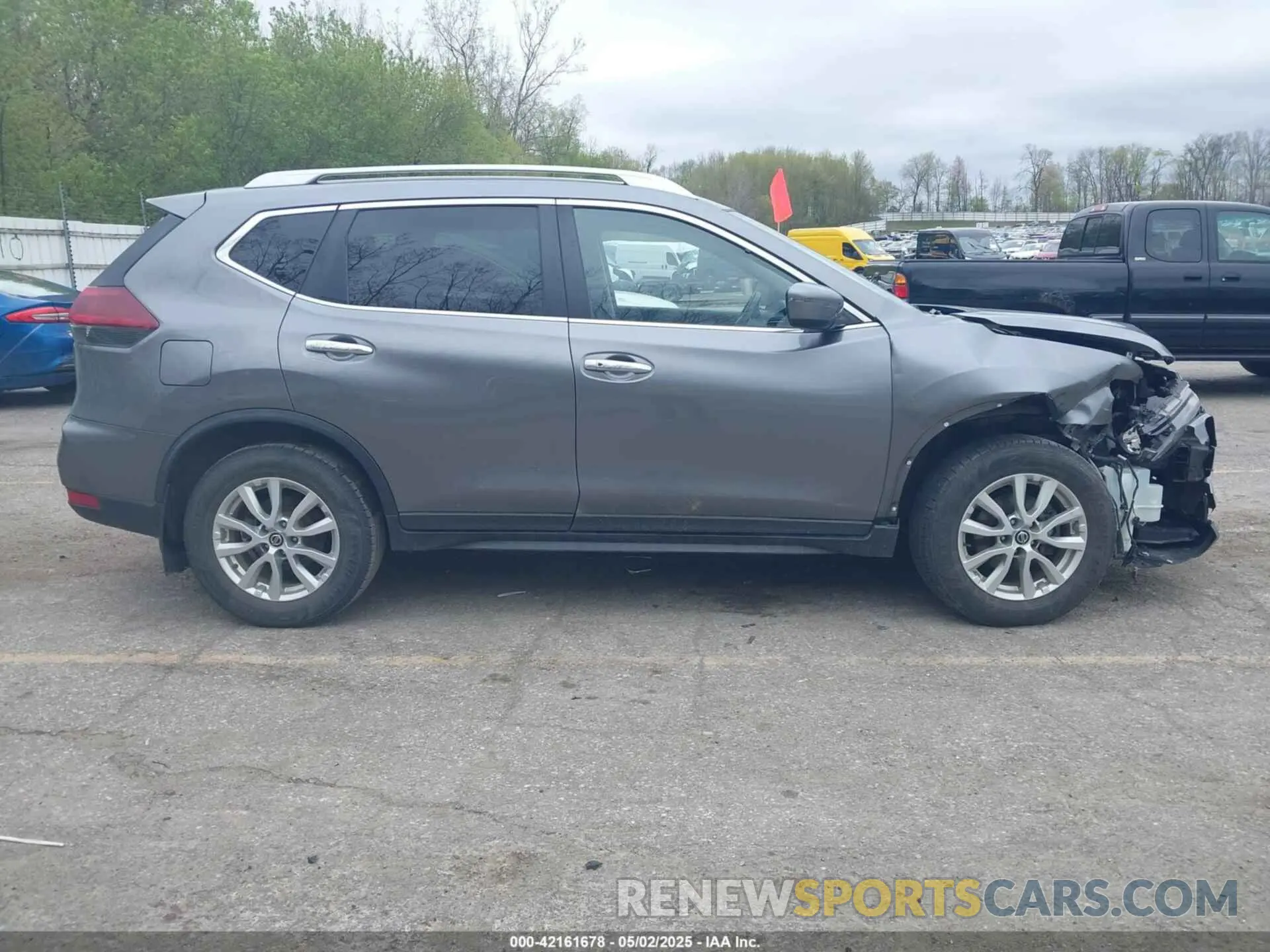 14 Photograph of a damaged car KNMAT2MV5LP505962 NISSAN ROGUE 2020