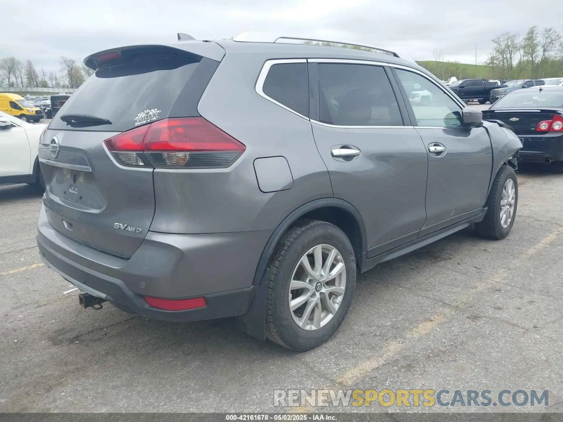 4 Photograph of a damaged car KNMAT2MV5LP505962 NISSAN ROGUE 2020