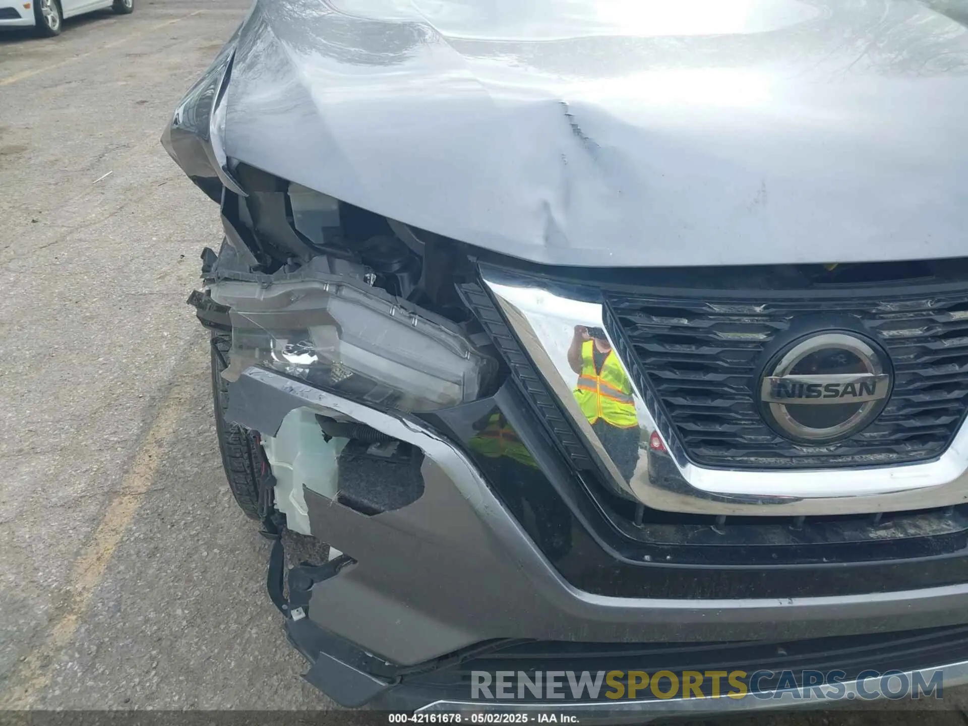 6 Photograph of a damaged car KNMAT2MV5LP505962 NISSAN ROGUE 2020