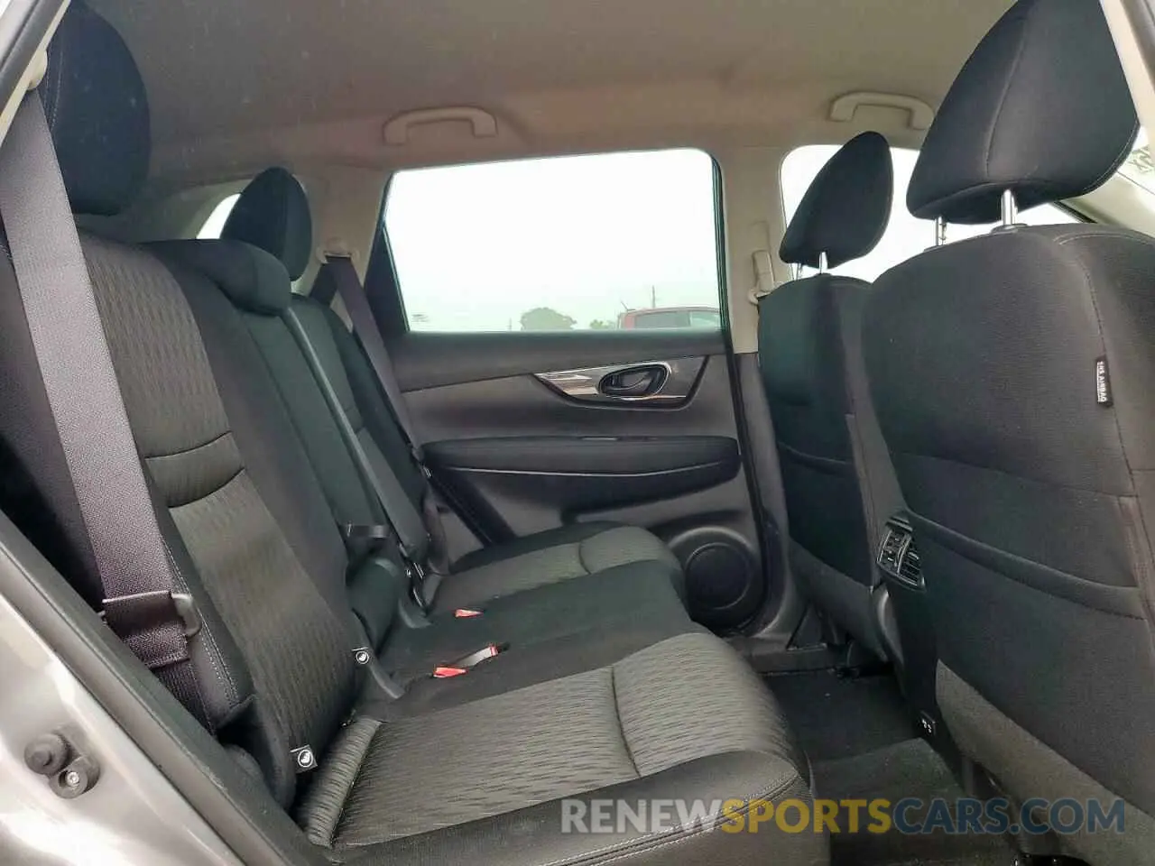 11 Photograph of a damaged car KNMAT2MV6LP521815 NISSAN ROGUE 2020