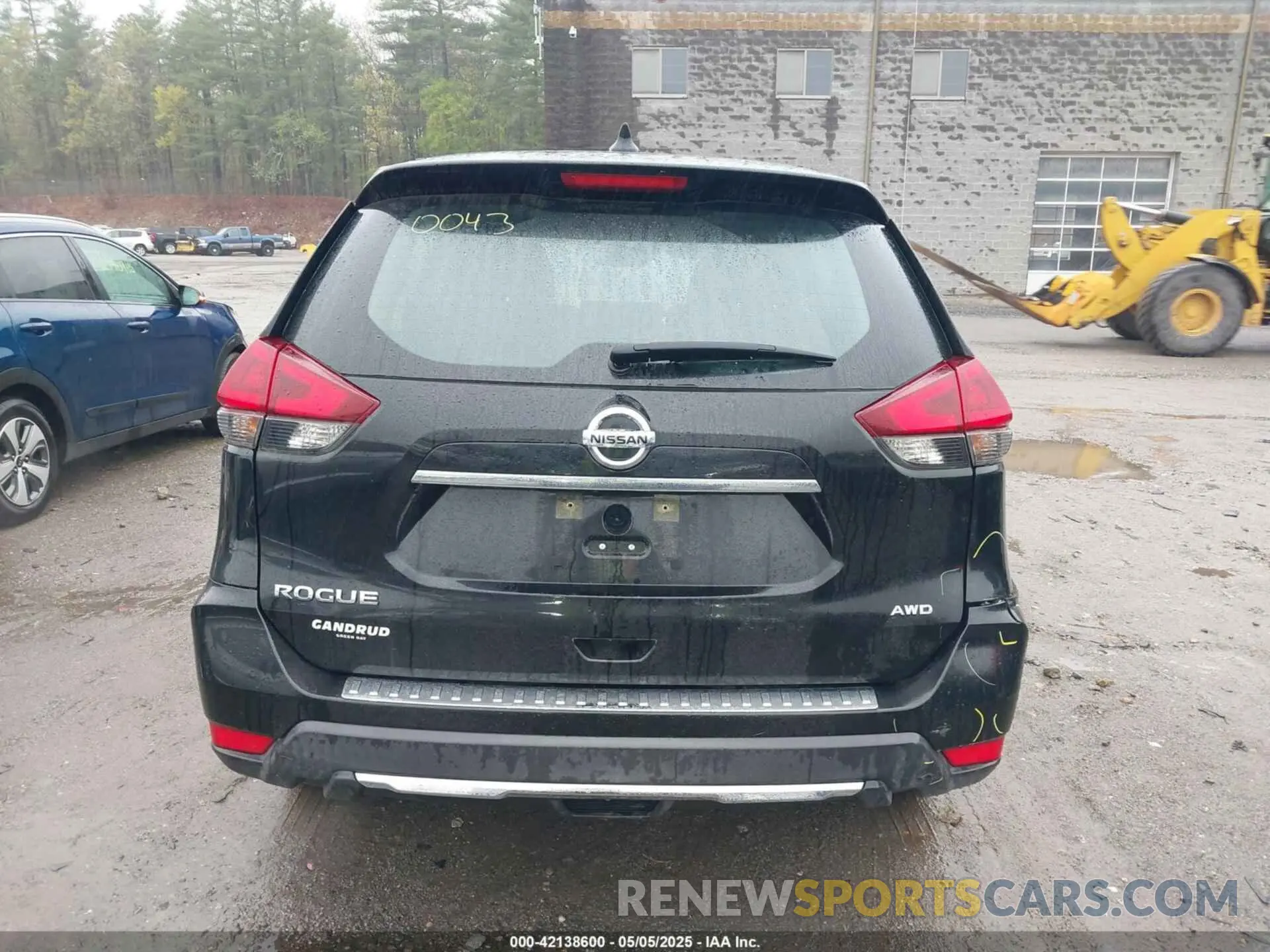 17 Photograph of a damaged car KNMAT2MV6LP521913 NISSAN ROGUE 2020