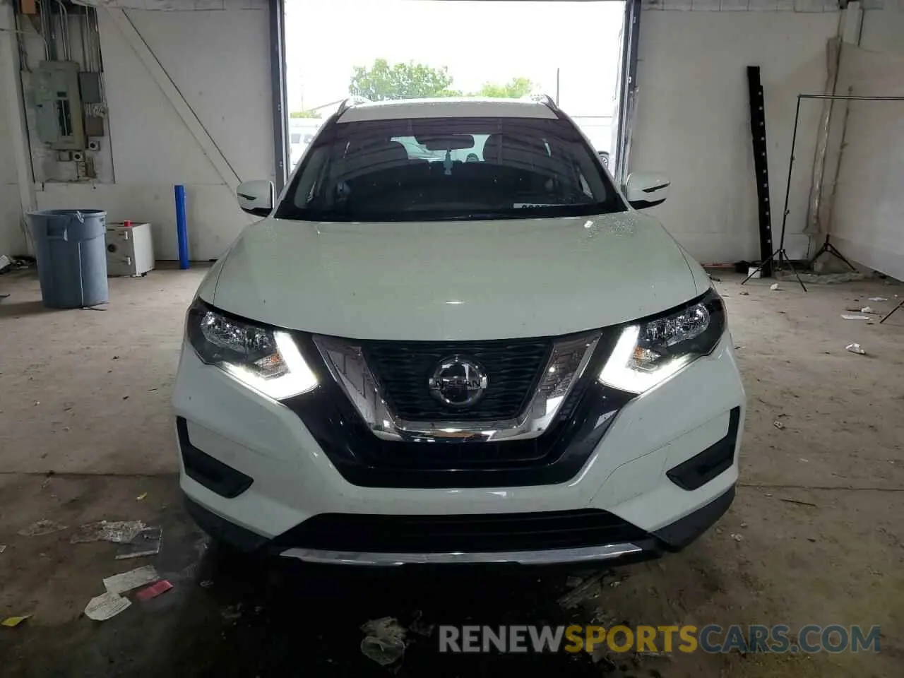 5 Photograph of a damaged car KNMAT2MV6LP524312 NISSAN ROGUE 2020