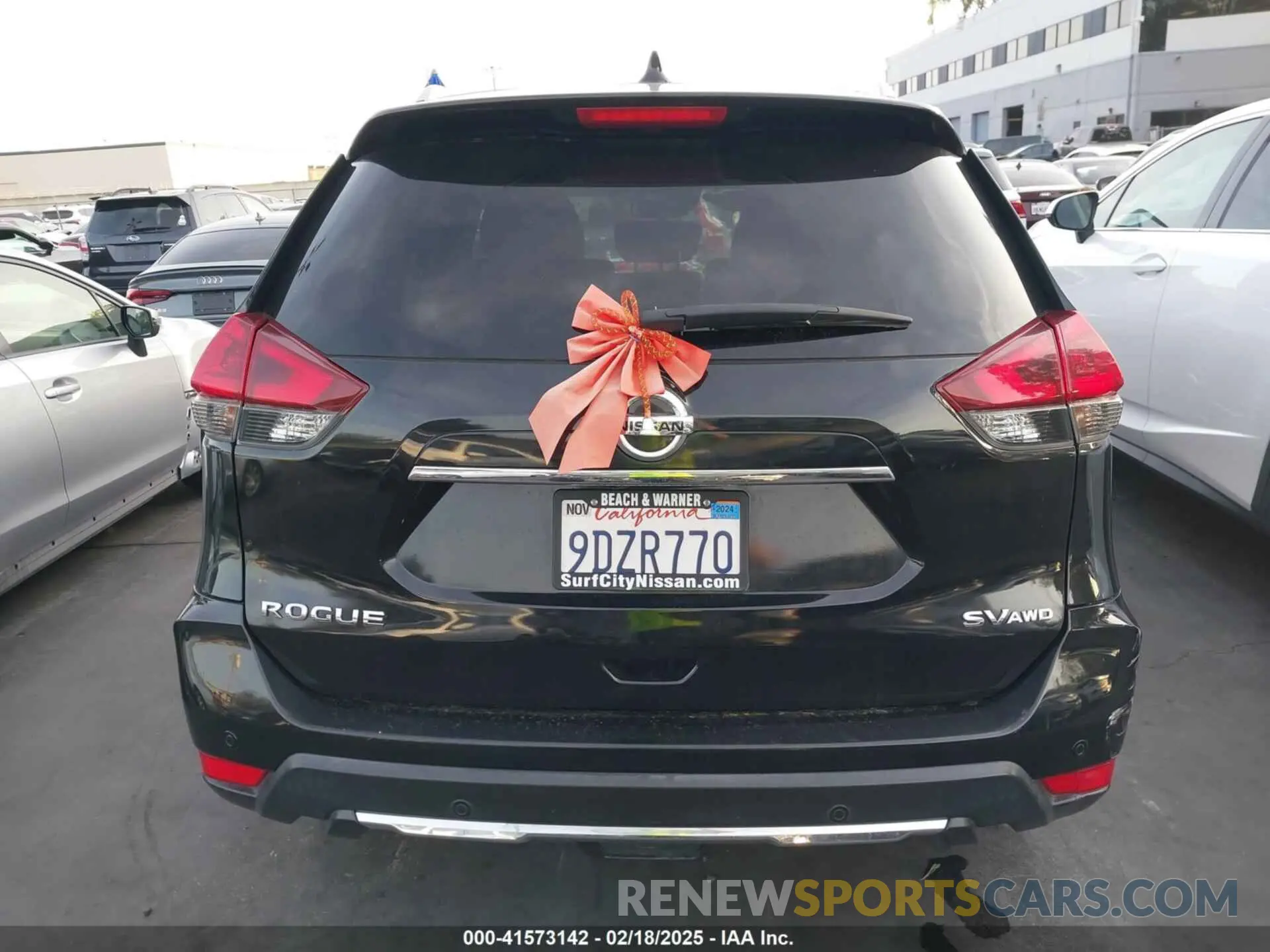 17 Photograph of a damaged car KNMAT2MV6LP534760 NISSAN ROGUE 2020