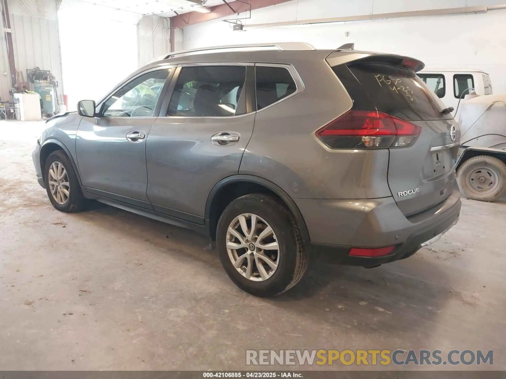 3 Фотография поврежденного автомобиля KNMAT2MV7LP515294 NISSAN ROGUE 2020
