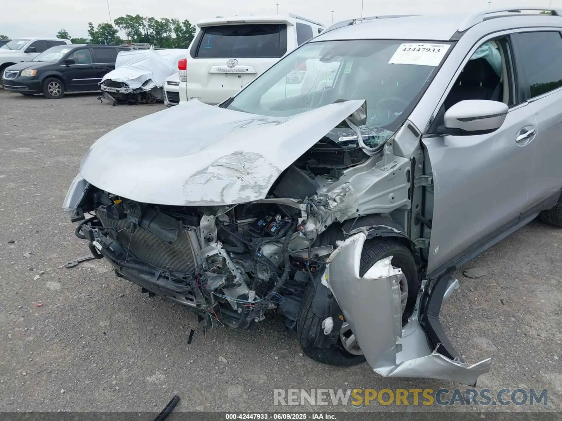 6 Photograph of a damaged car KNMAT2MV7LP537019 NISSAN ROGUE 2020