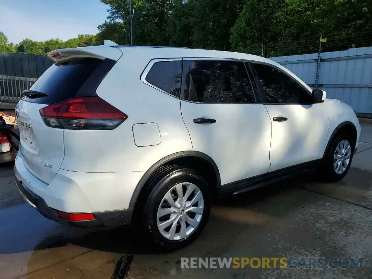 3 Фотография поврежденного автомобиля KNMAT2MV7LP538512 NISSAN ROGUE 2020