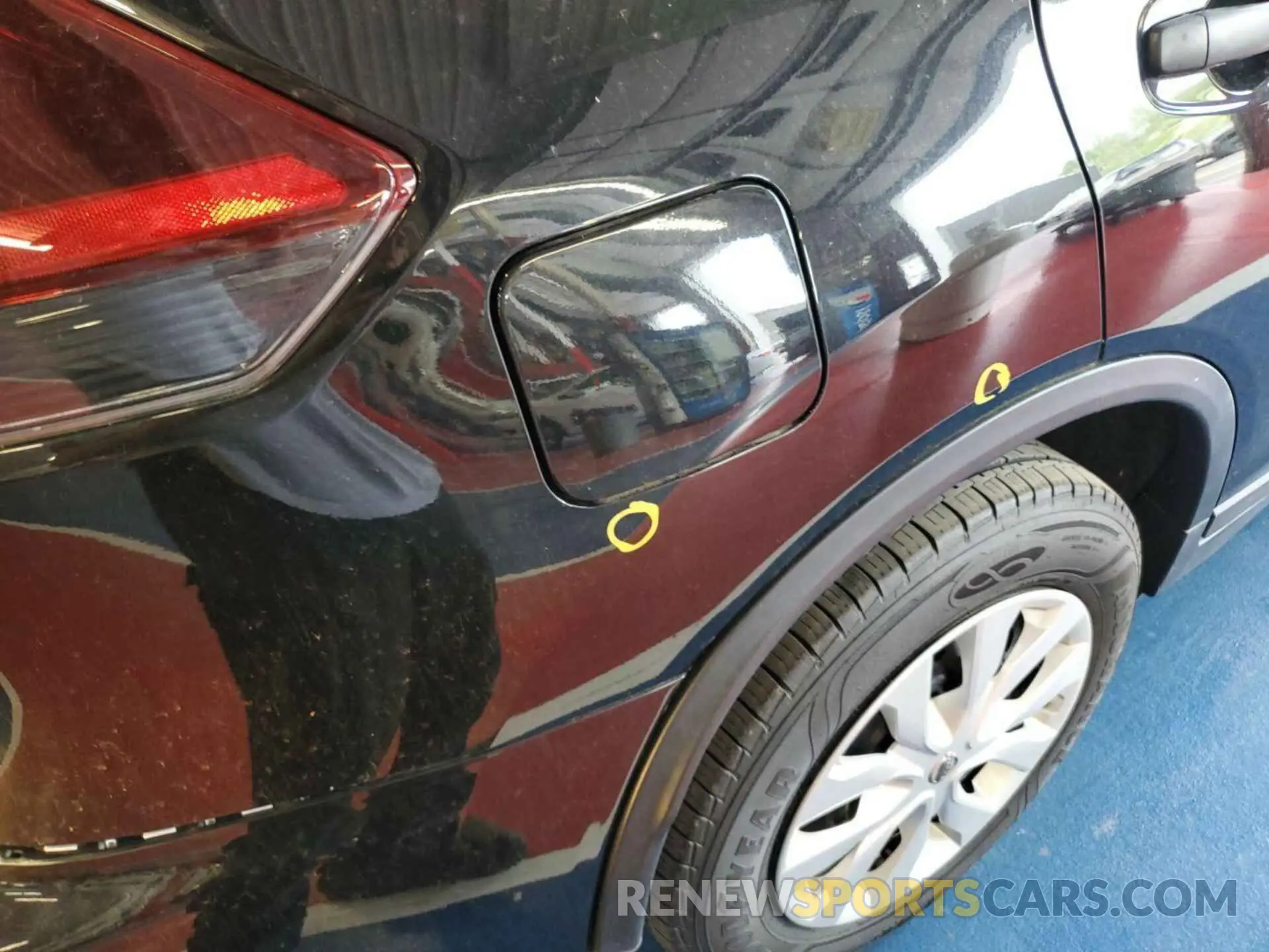 11 Photograph of a damaged car KNMAT2MV7LP542138 NISSAN ROGUE 2020