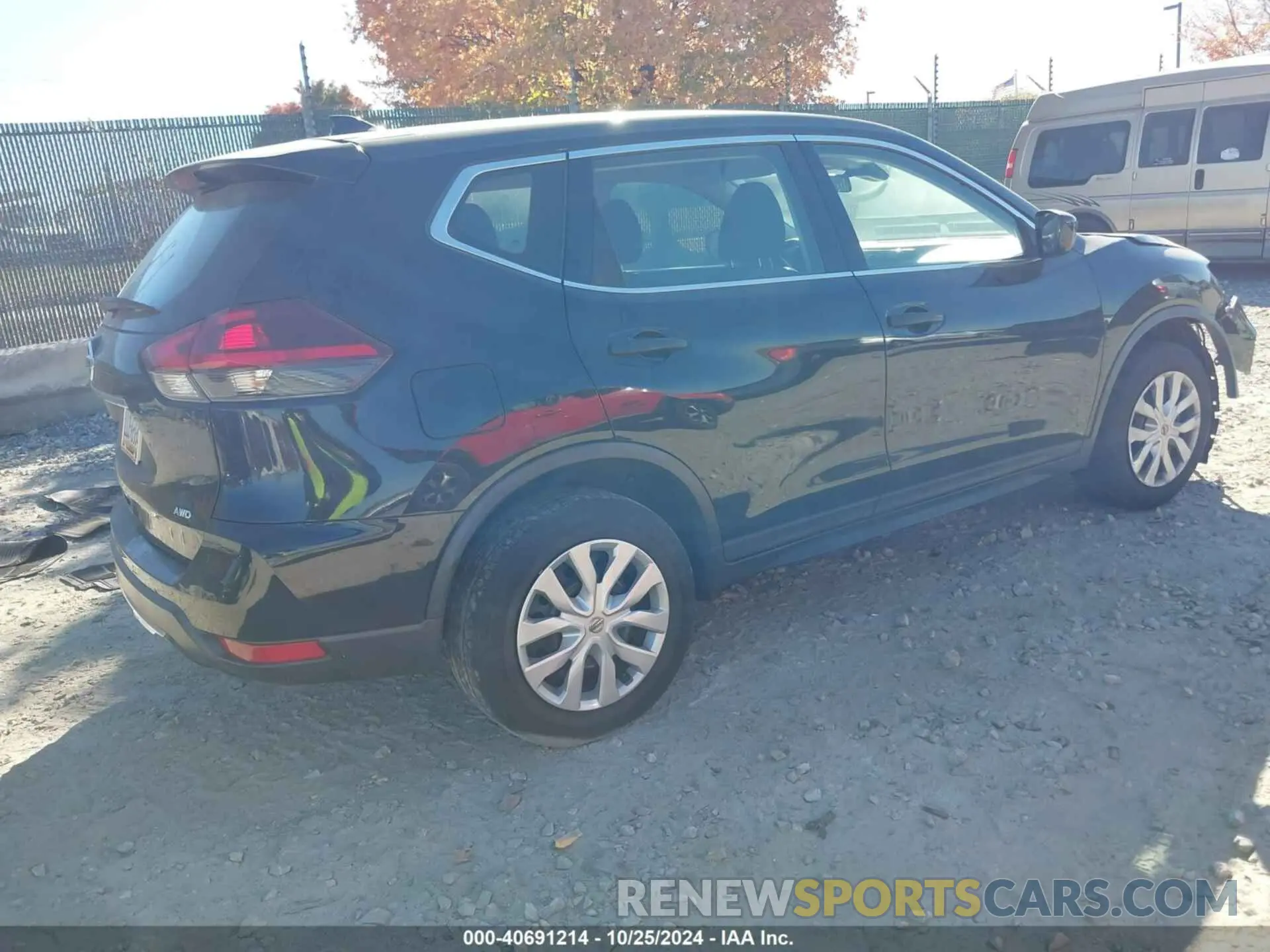 4 Photograph of a damaged car KNMAT2MVXLP540884 NISSAN ROGUE 2020