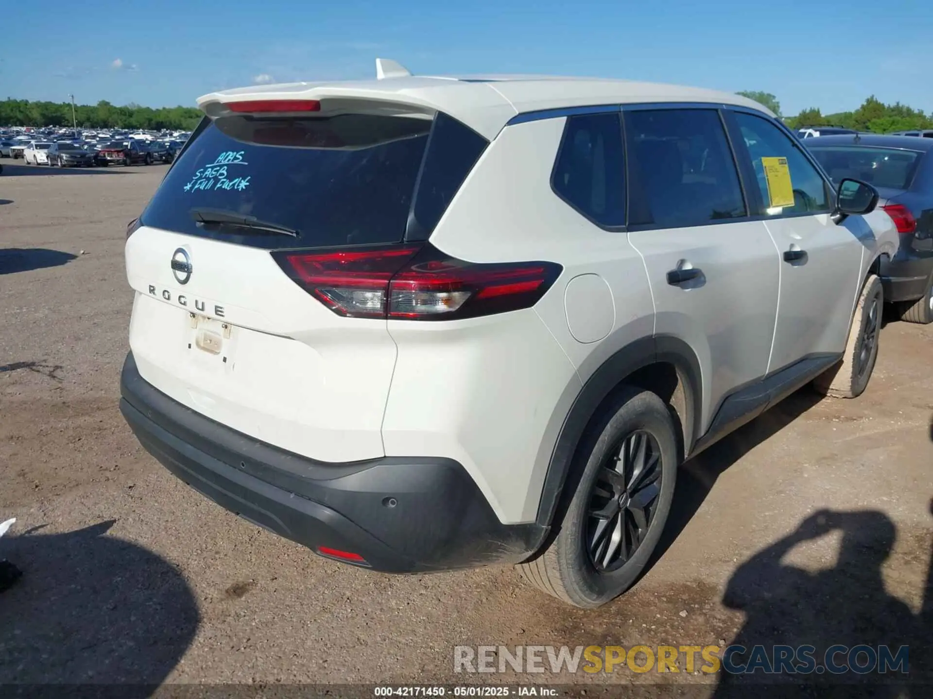 4 Фотография поврежденного автомобиля 5N1AT3AA3MC741618 NISSAN ROGUE 2021