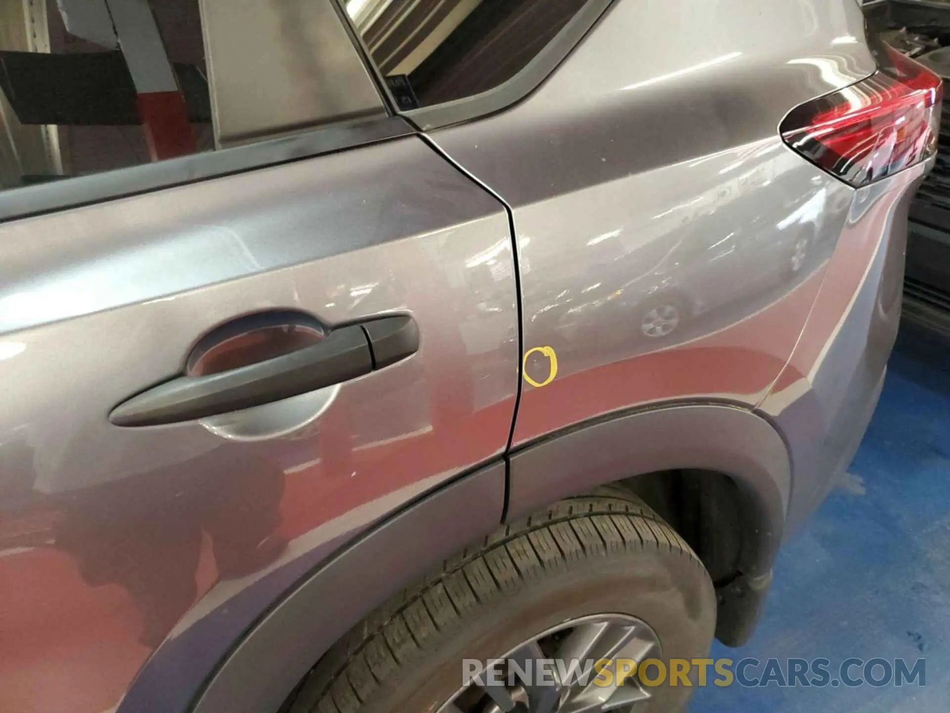 19 Photograph of a damaged car 5N1AT3AA8MC684641 NISSAN ROGUE 2021