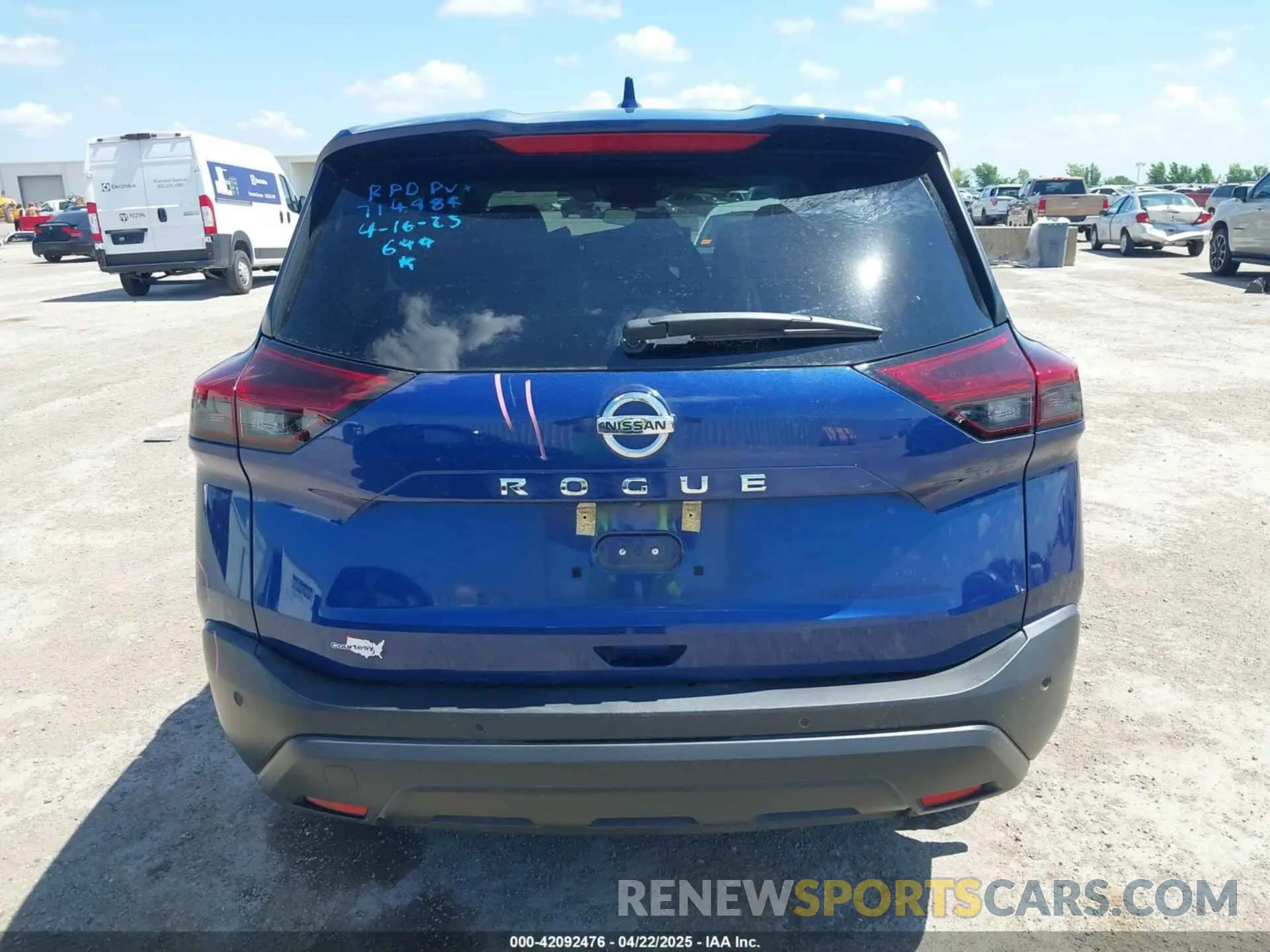 17 Photograph of a damaged car 5N1AT3AA9MC683594 NISSAN ROGUE 2021