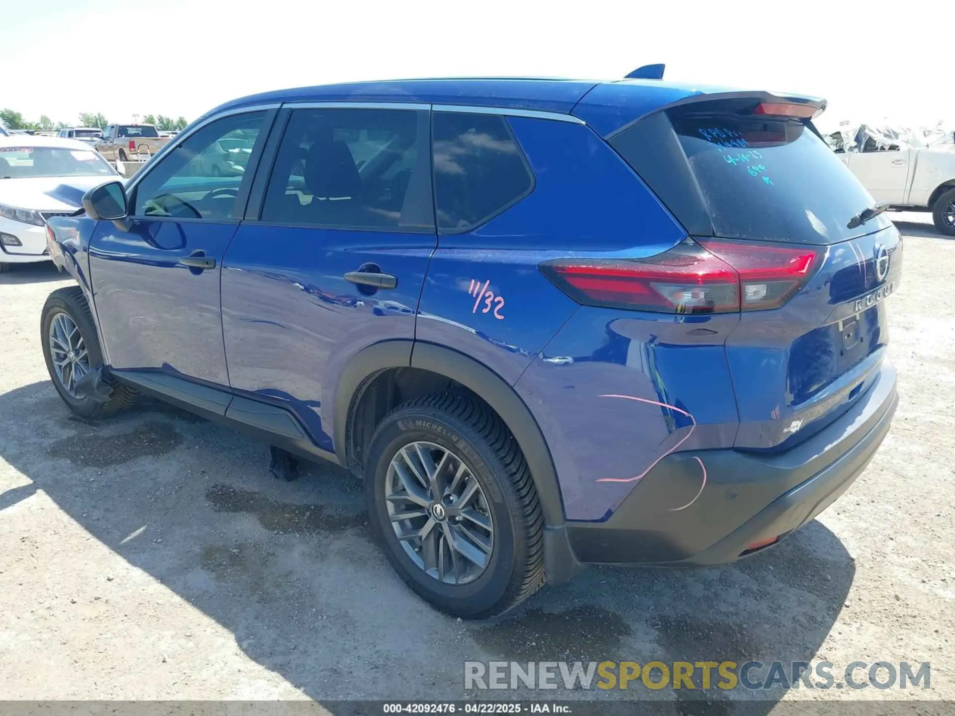3 Photograph of a damaged car 5N1AT3AA9MC683594 NISSAN ROGUE 2021