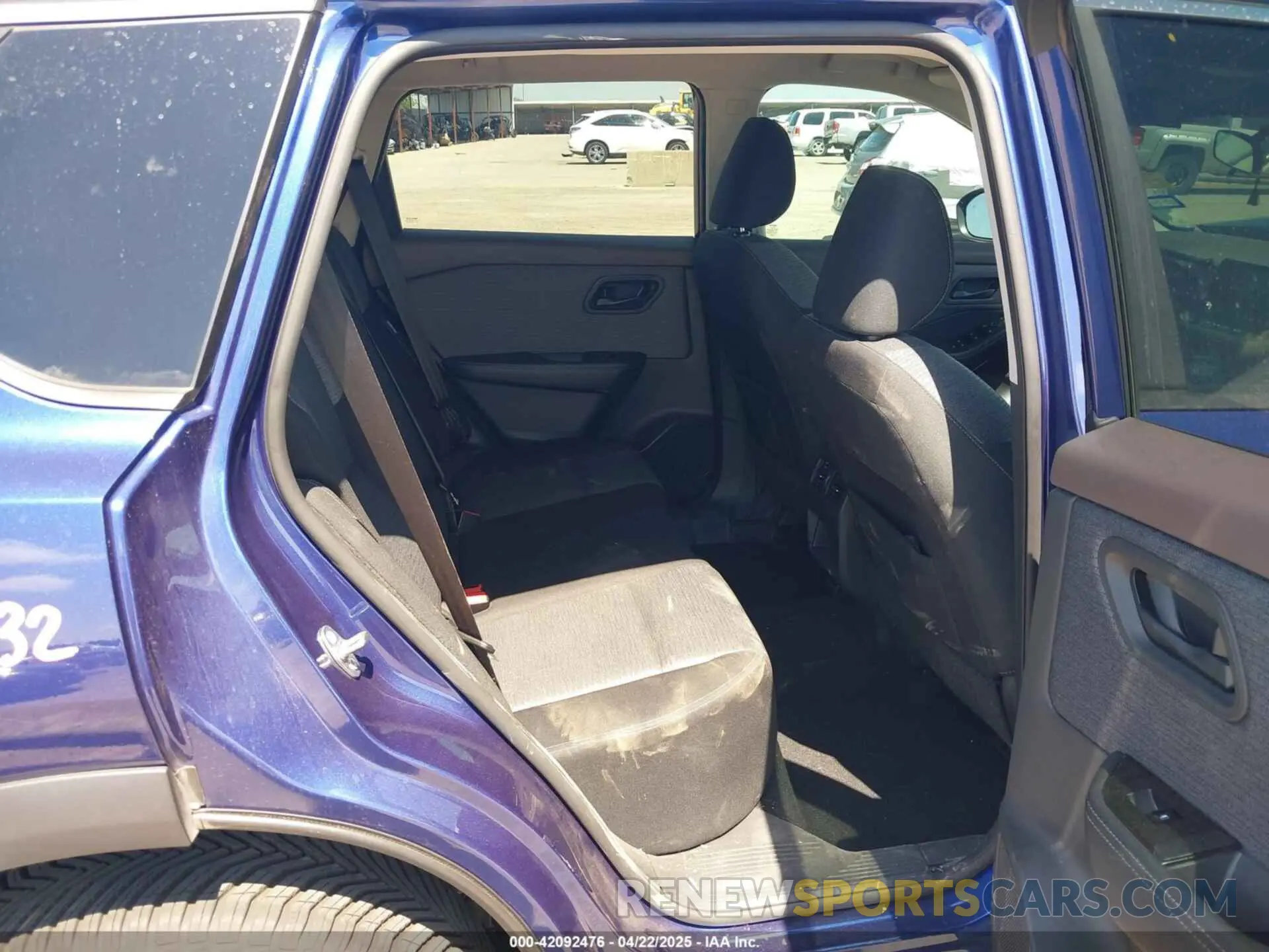 8 Photograph of a damaged car 5N1AT3AA9MC683594 NISSAN ROGUE 2021