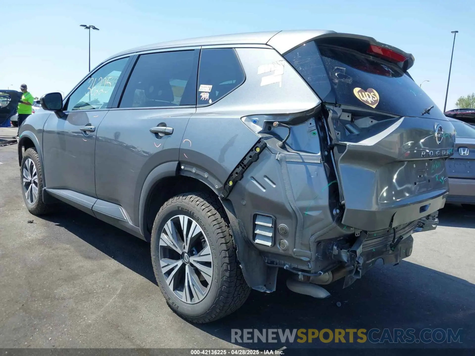 3 Photograph of a damaged car 5N1AT3BA0MC821439 NISSAN ROGUE 2021
