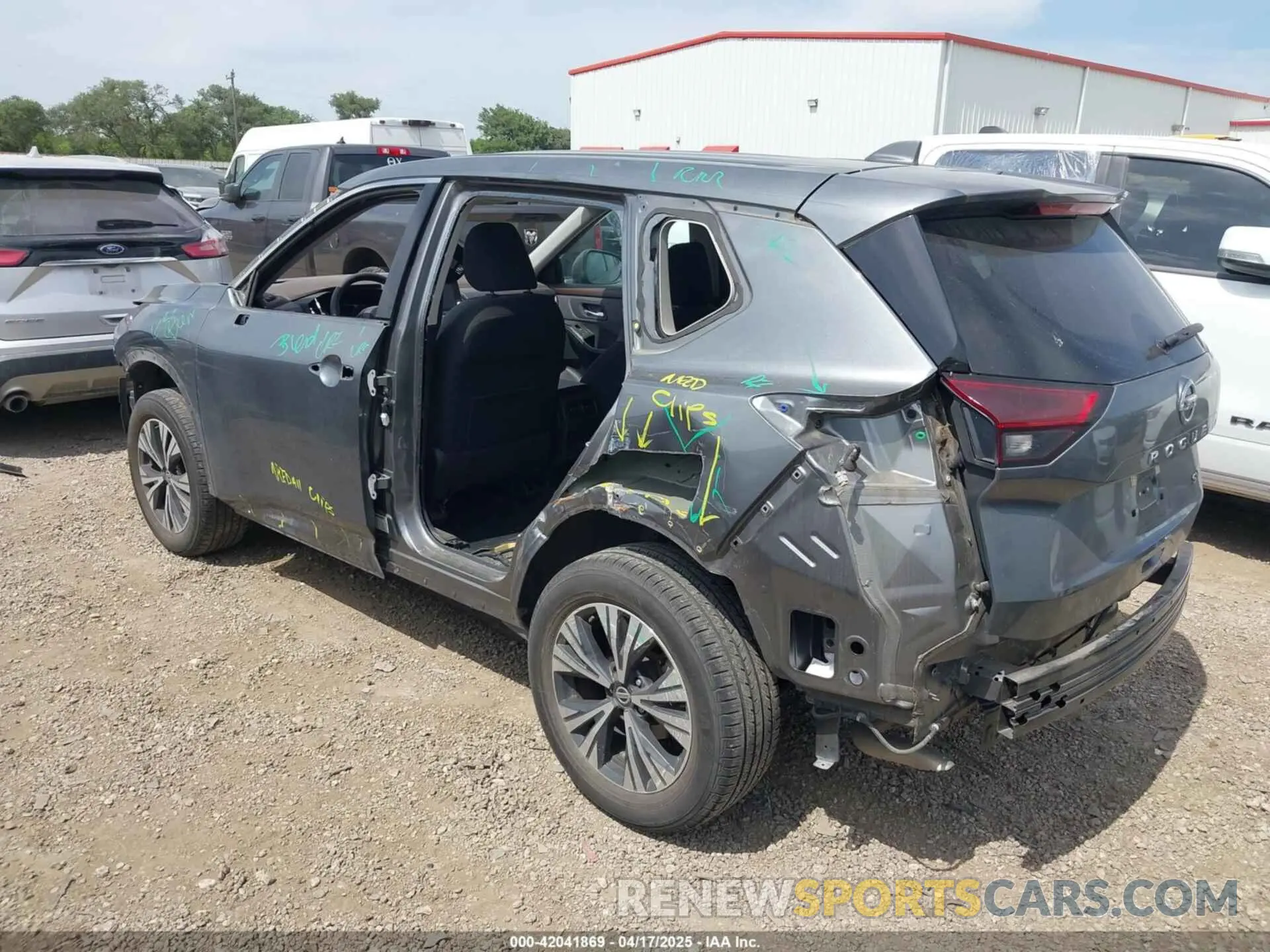 3 Фотография поврежденного автомобиля 5N1AT3BA1MC675990 NISSAN ROGUE 2021