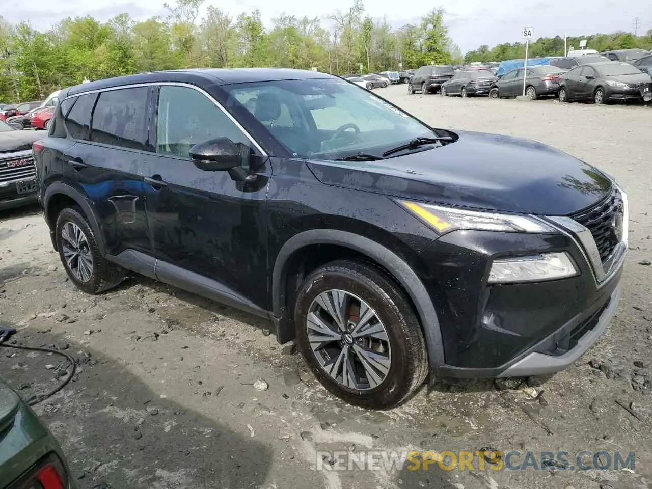 4 Photograph of a damaged car 5N1AT3BA1MC680090 NISSAN ROGUE 2021