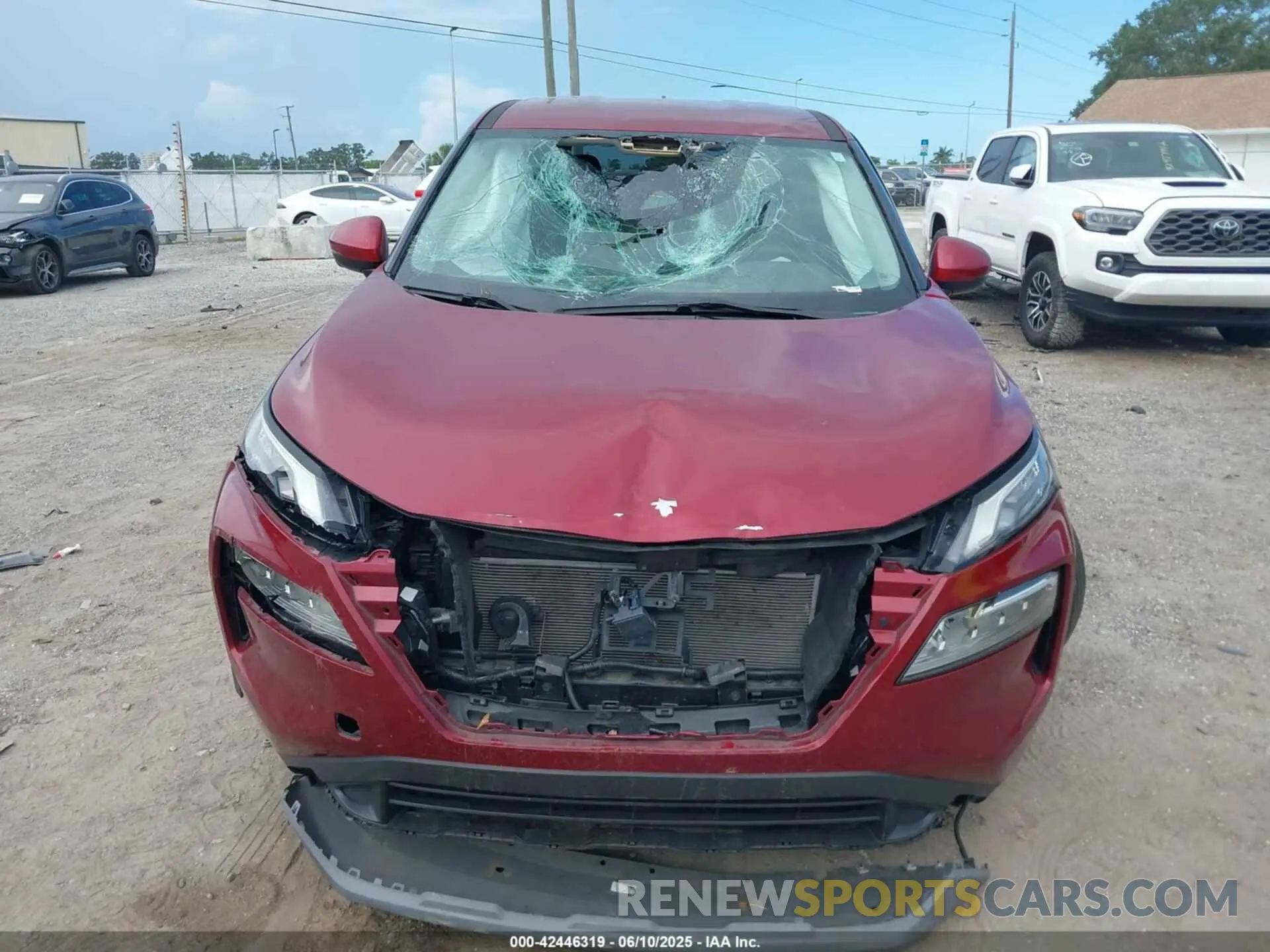 11 Photograph of a damaged car 5N1AT3BA1MC690635 NISSAN ROGUE 2021