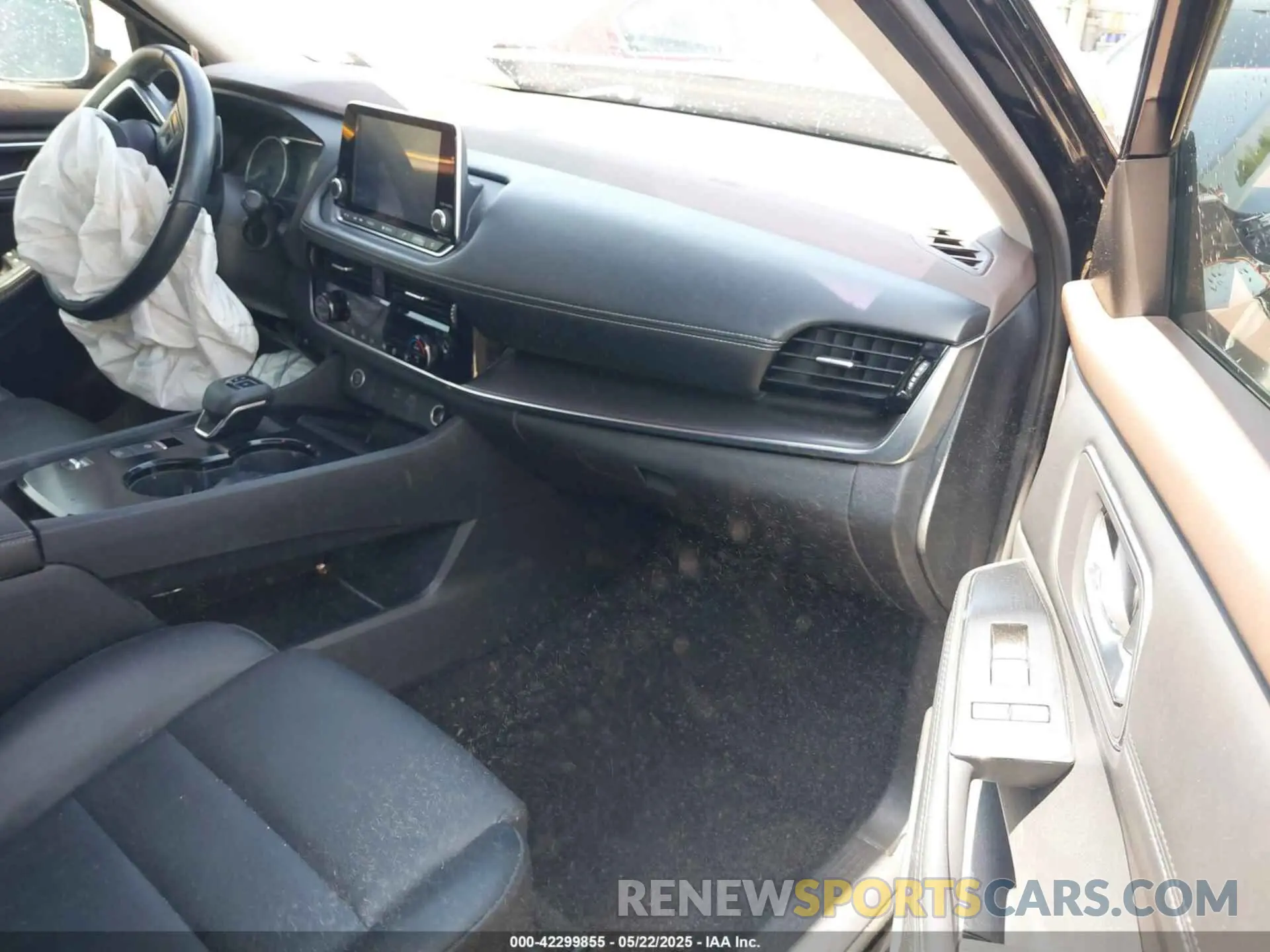 5 Photograph of a damaged car 5N1AT3BA1MC816590 NISSAN ROGUE 2021
