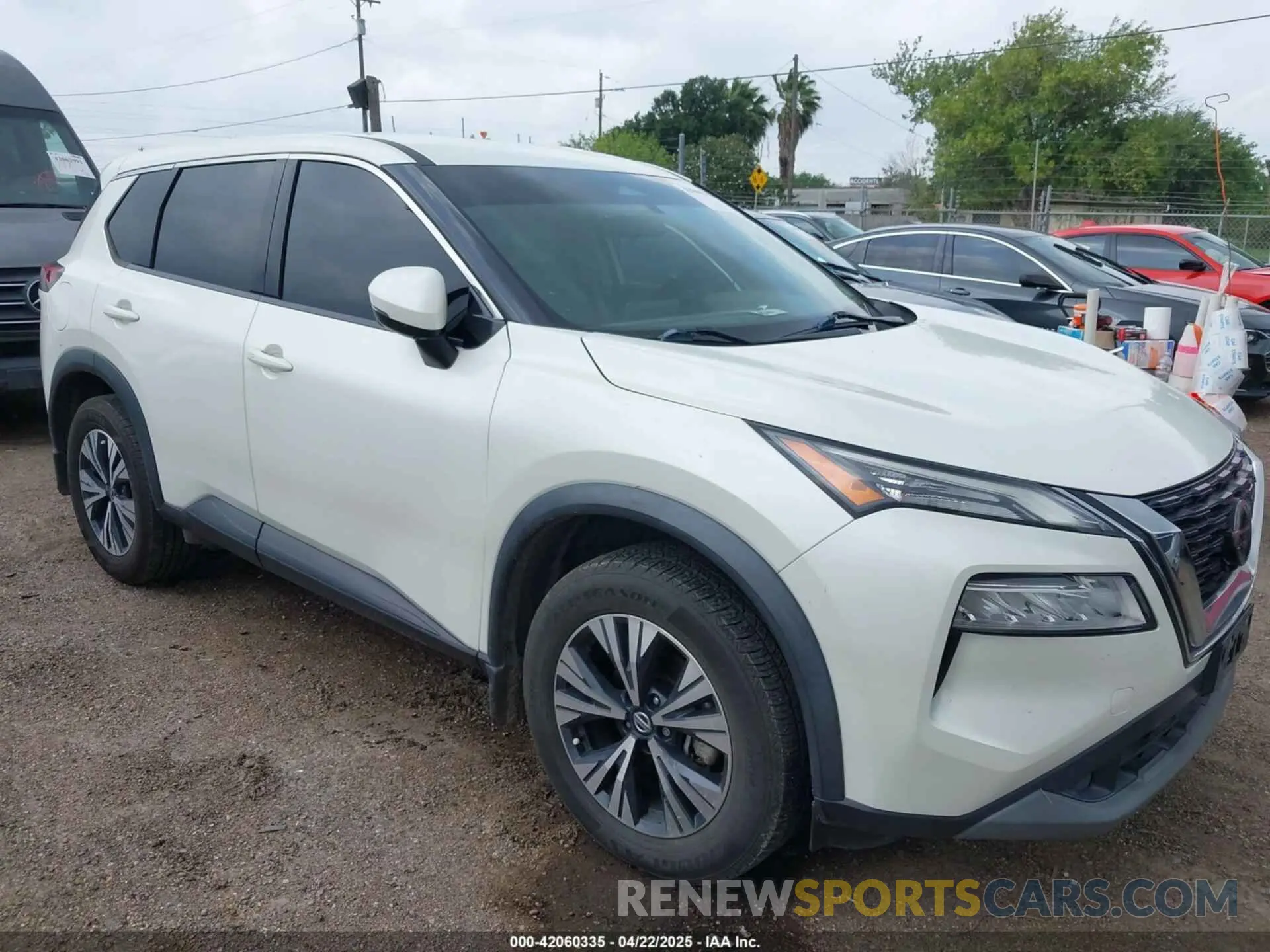 1 Photograph of a damaged car 5N1AT3BA2MC677912 NISSAN ROGUE 2021
