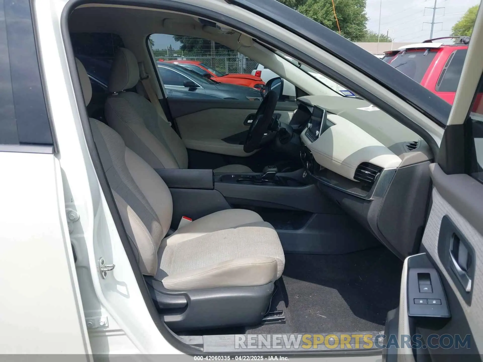 5 Photograph of a damaged car 5N1AT3BA2MC677912 NISSAN ROGUE 2021