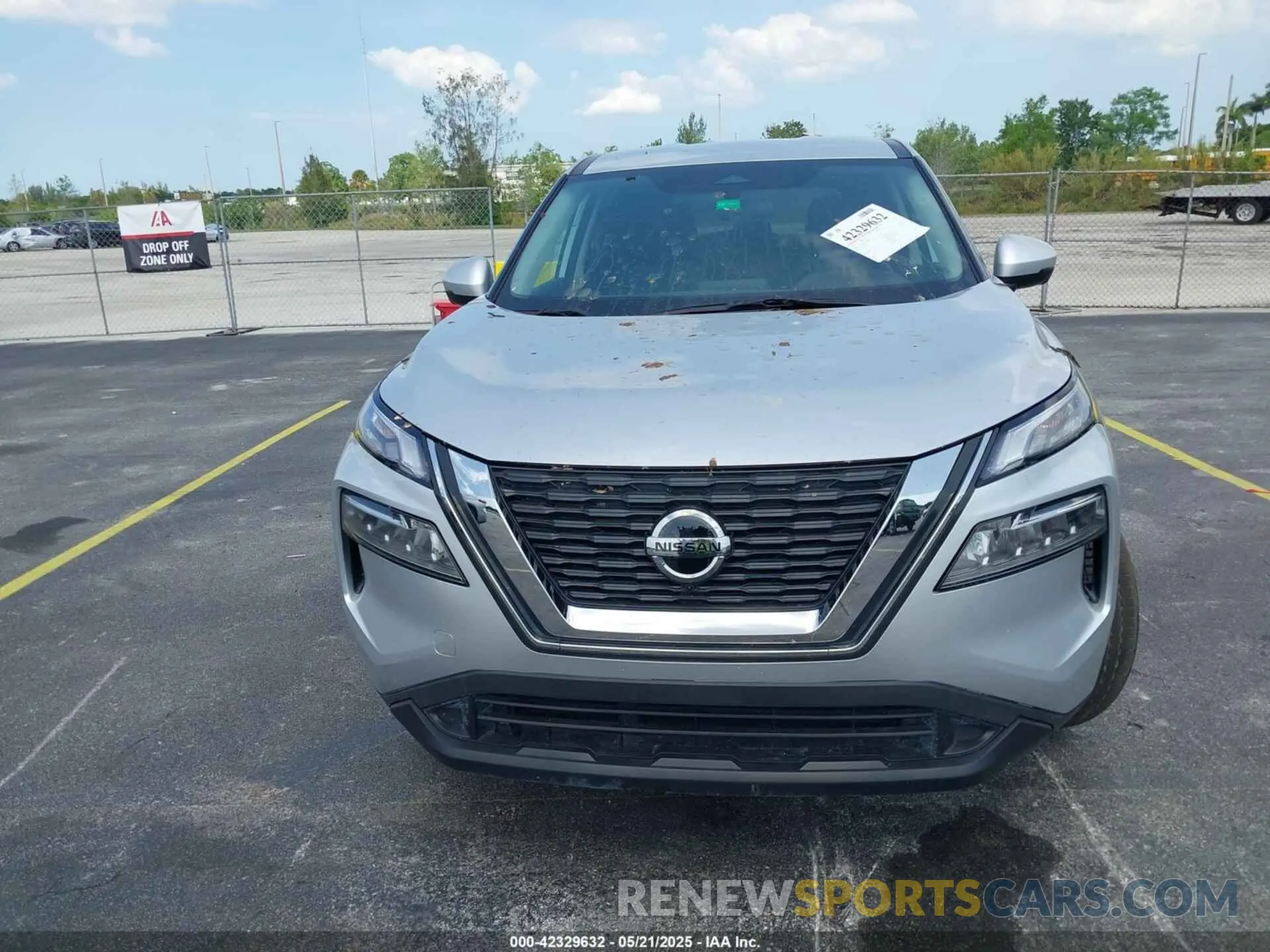 12 Photograph of a damaged car 5N1AT3BA2MC818462 NISSAN ROGUE 2021